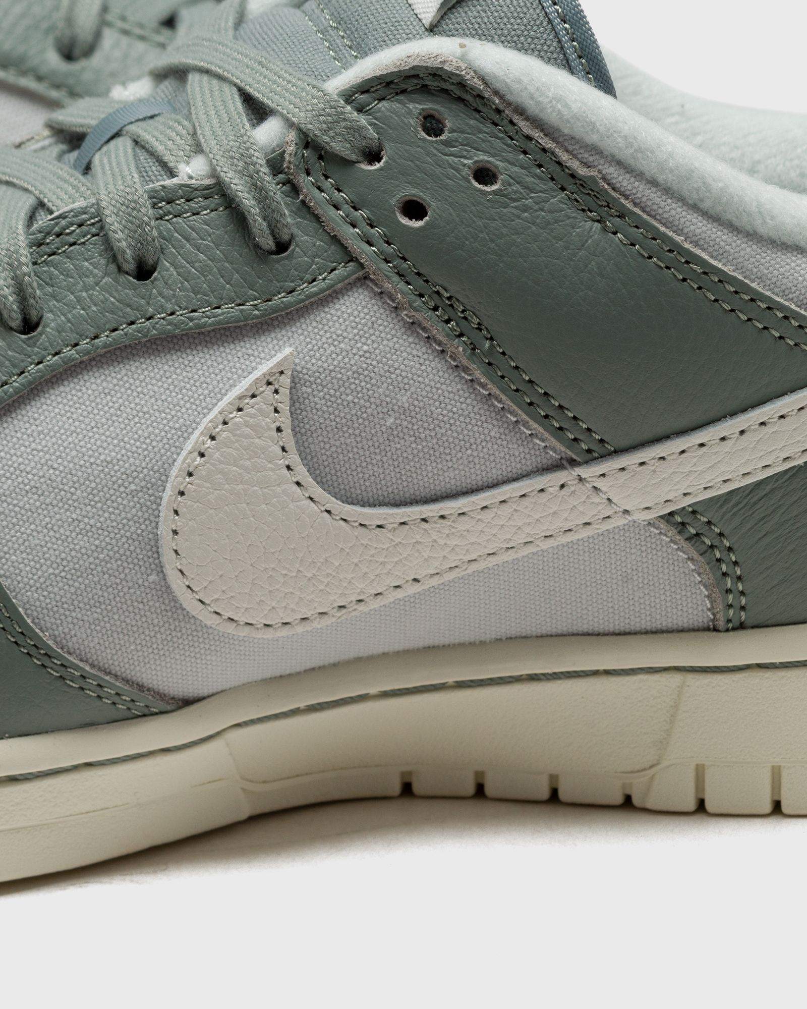 DUNK LOW RETRO PRM 'Mica Green'
