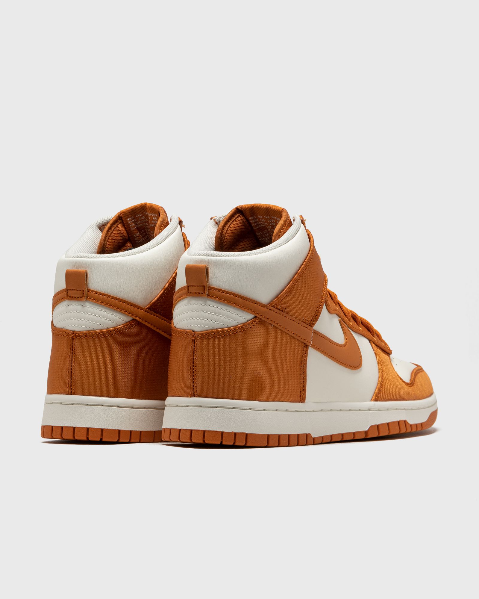 DUNK HIGH RETRO SE 'MONARCH'