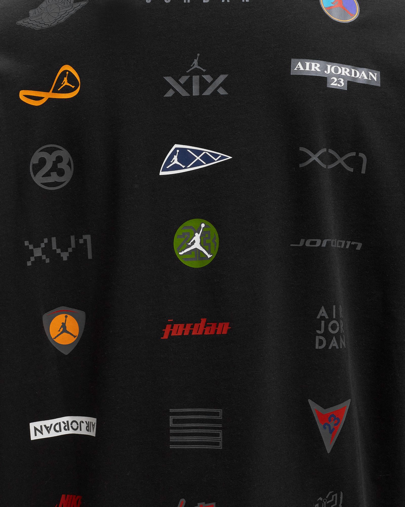 Jordan Flight Heritage 85 Long-Sleeve Tee