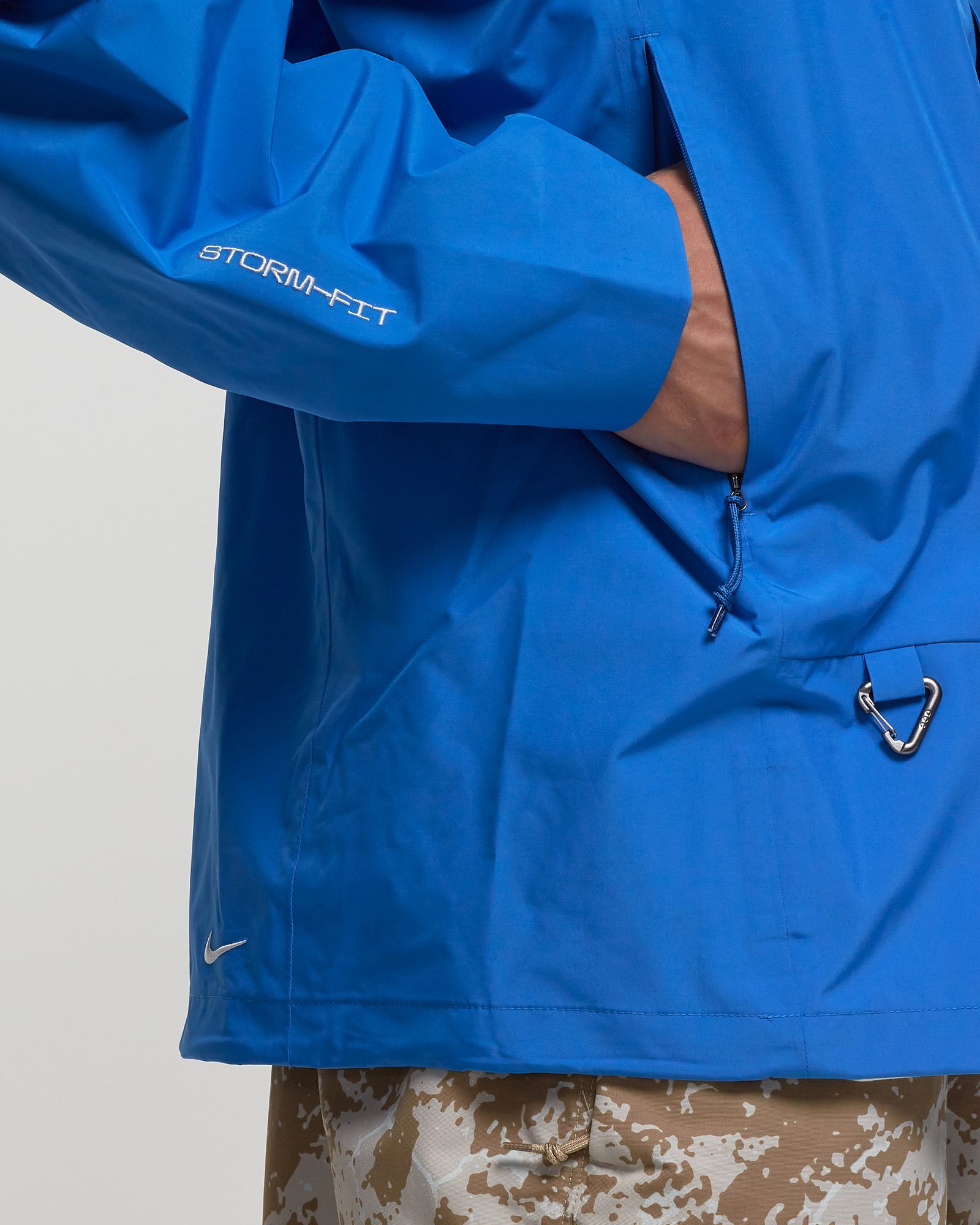 ACG Storm-Fit Cascade Rains Jacket 