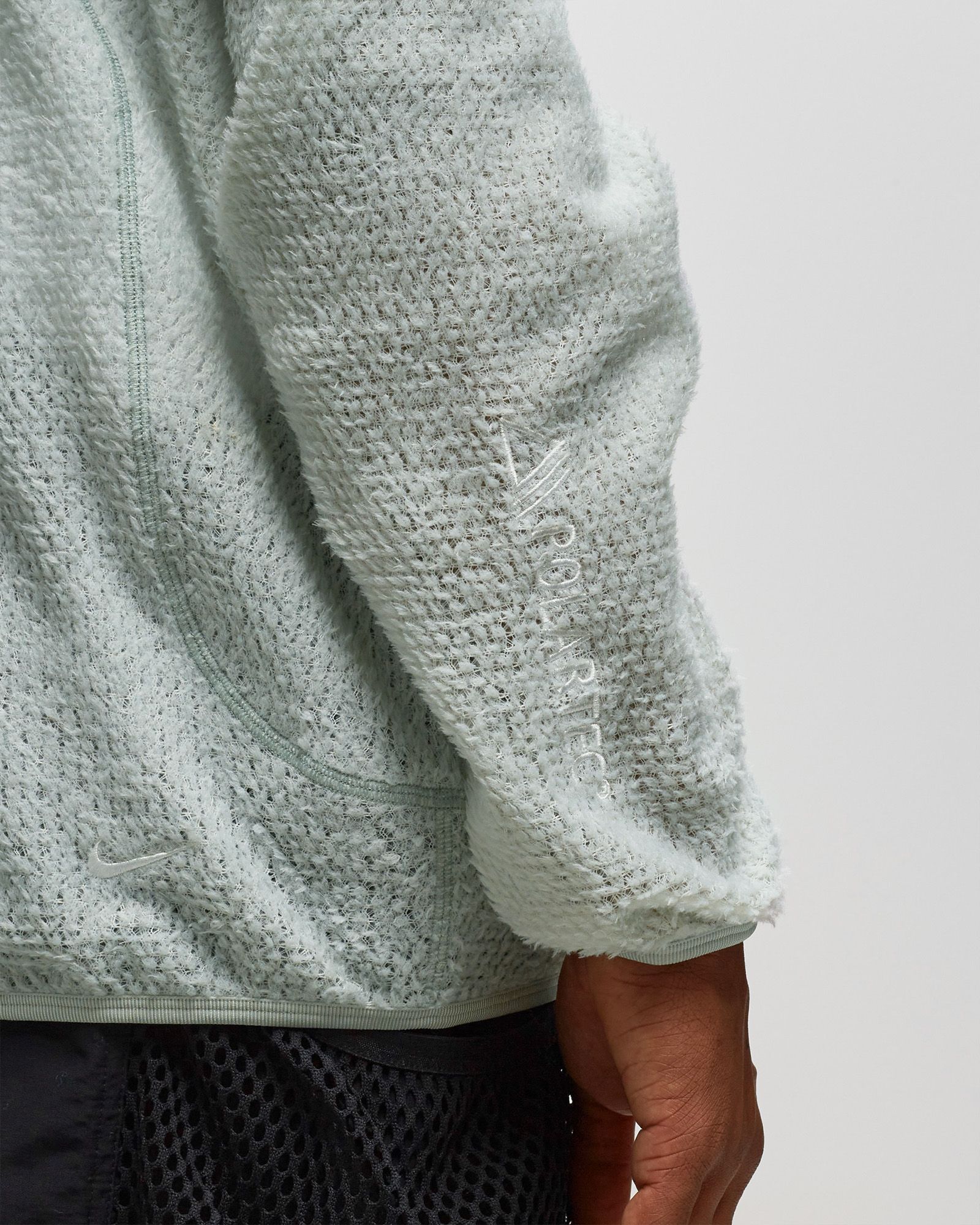 ACG "WOLF LICHEN CAPS" MID-LAYER TOP