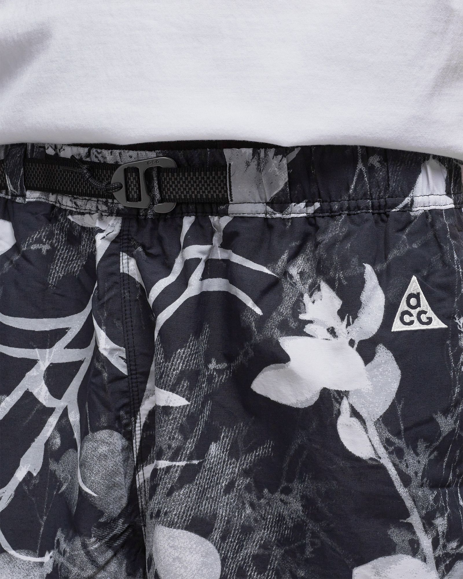 ACG TRAIL SHORT AOP