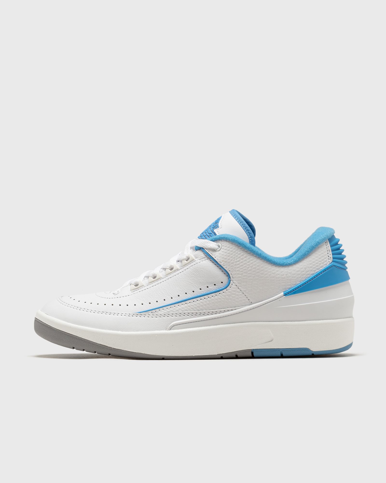 AIR JORDAN 2 RETRO LOW "UNC"