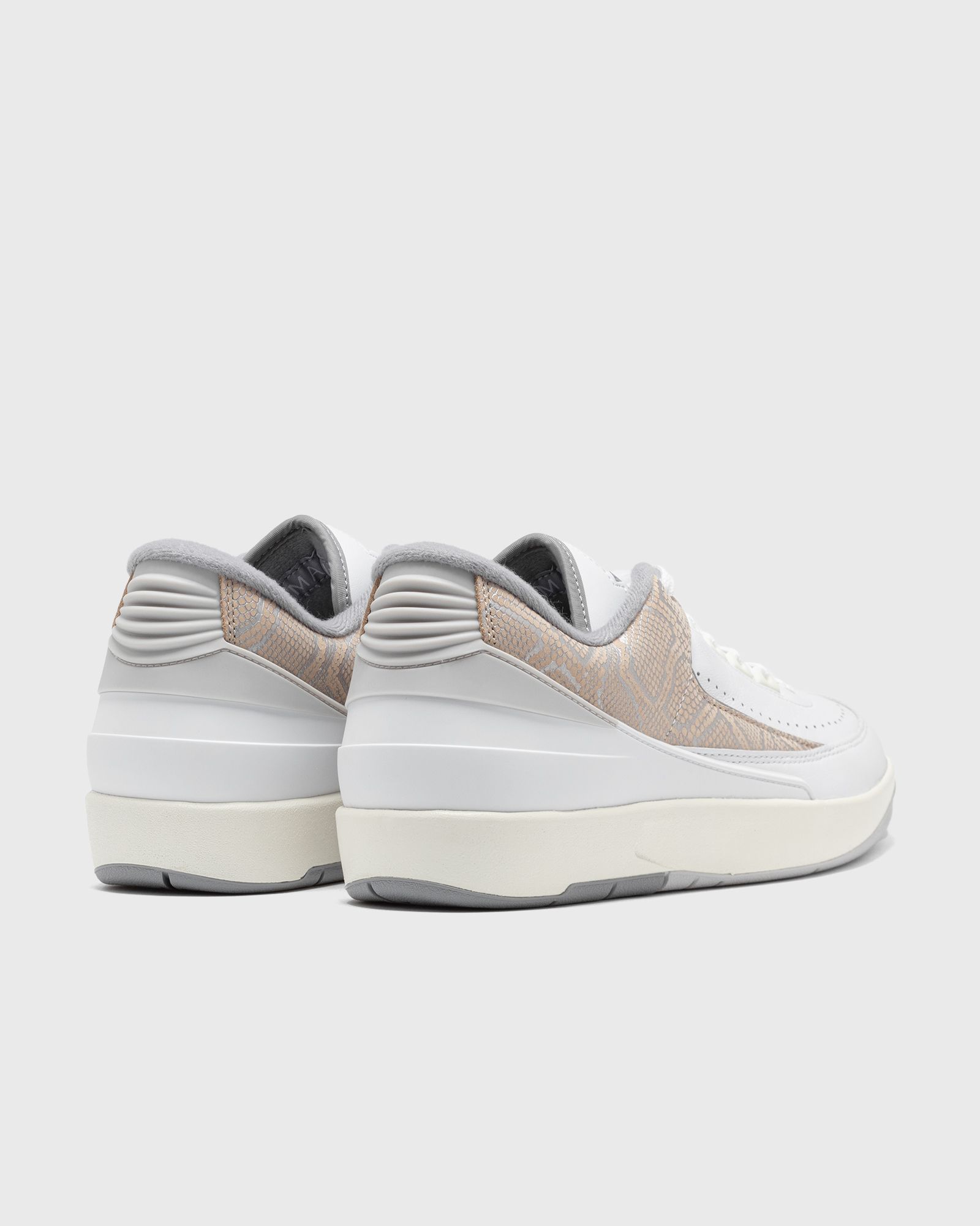 AIR JORDAN 2 RETRO LOW