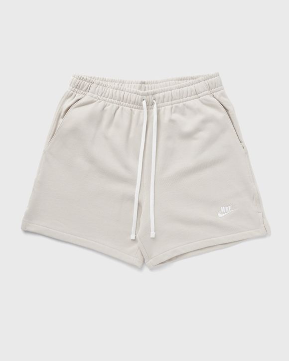 Nike beige outlet shorts