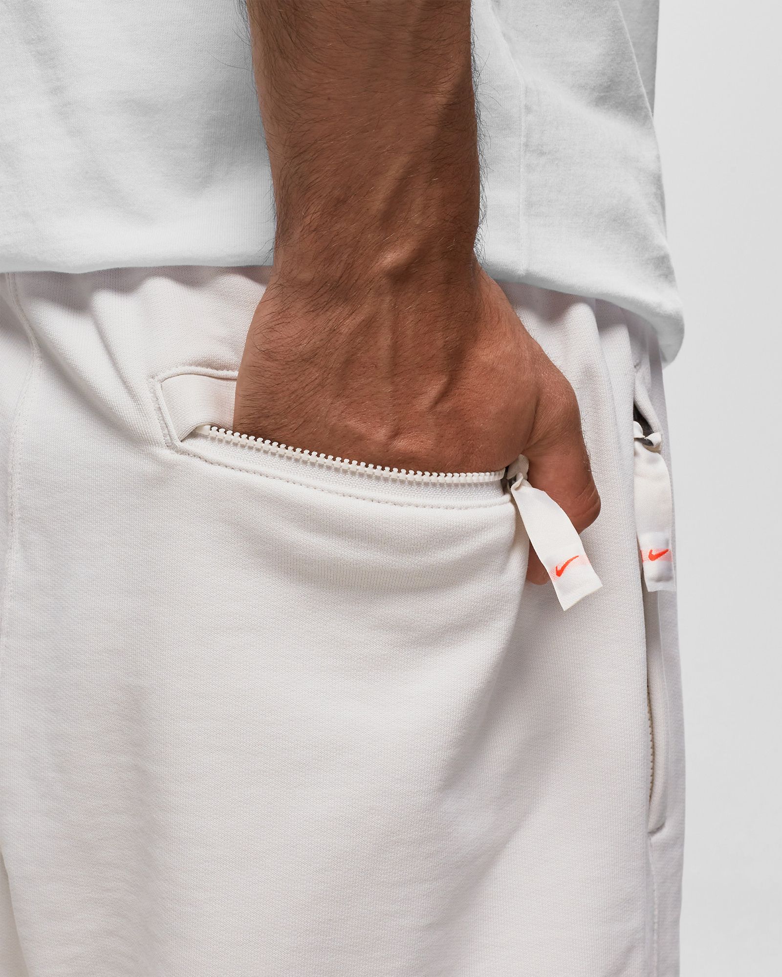 Solo Swoosh French Terry Shorts