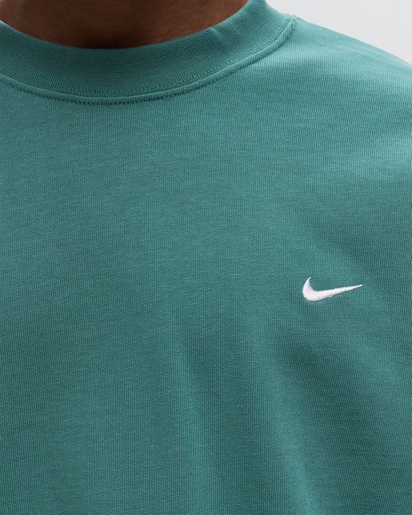 Solo Swoosh Long-Sleeve Top