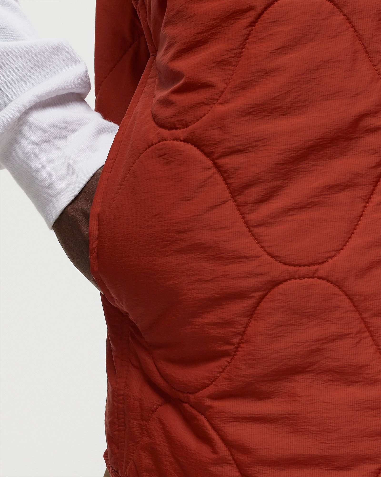 Nike Life Men's Woven Insulated Military Vest