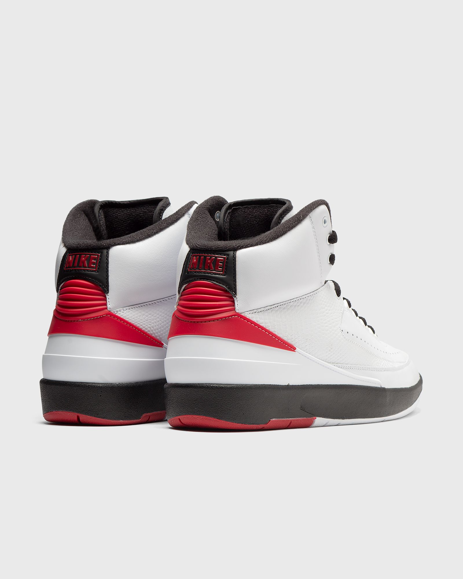 AIR JORDAN 2 RETRO 'Chicago'