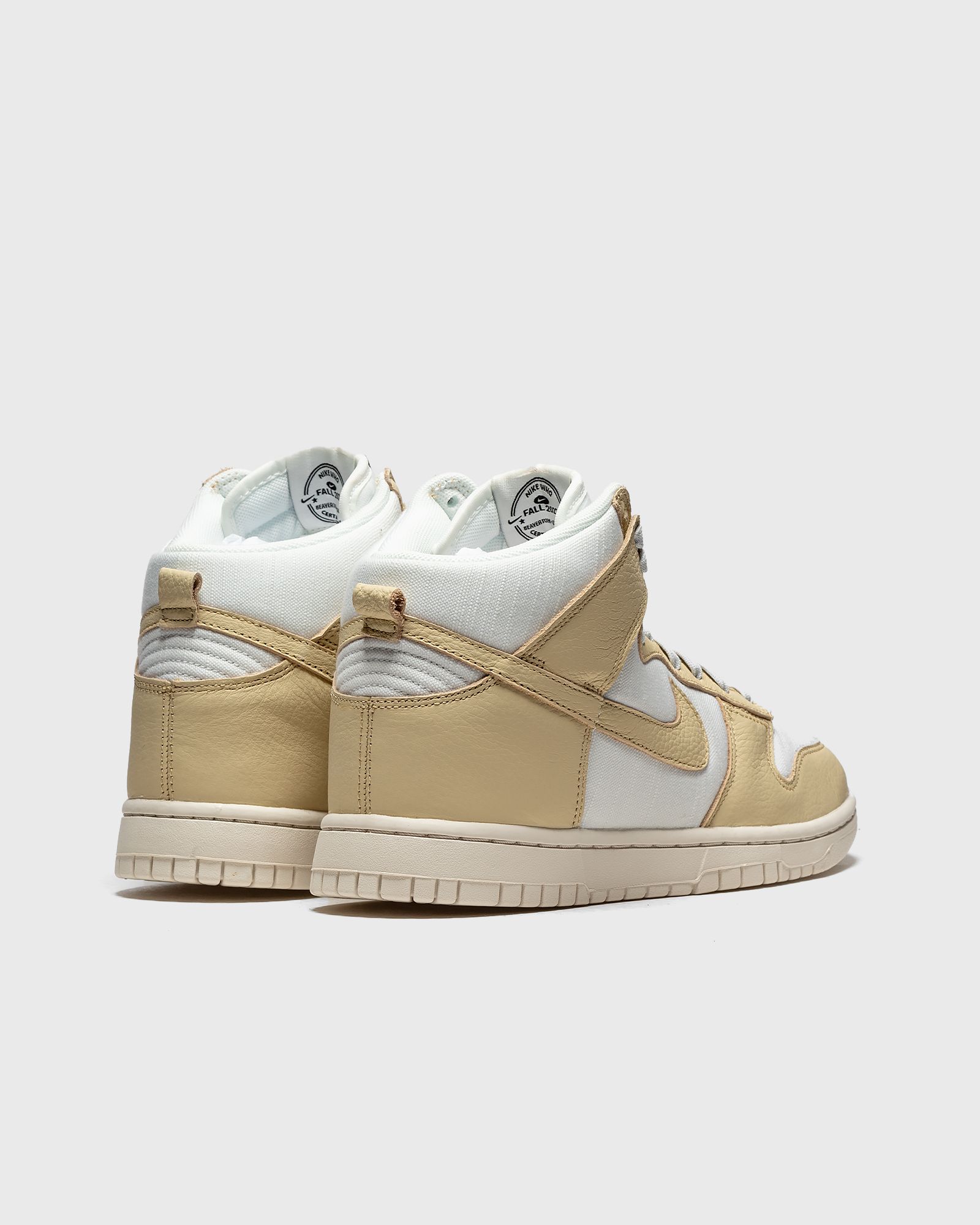 WMNS DUNK HIGH LX "TEAM GOLD"