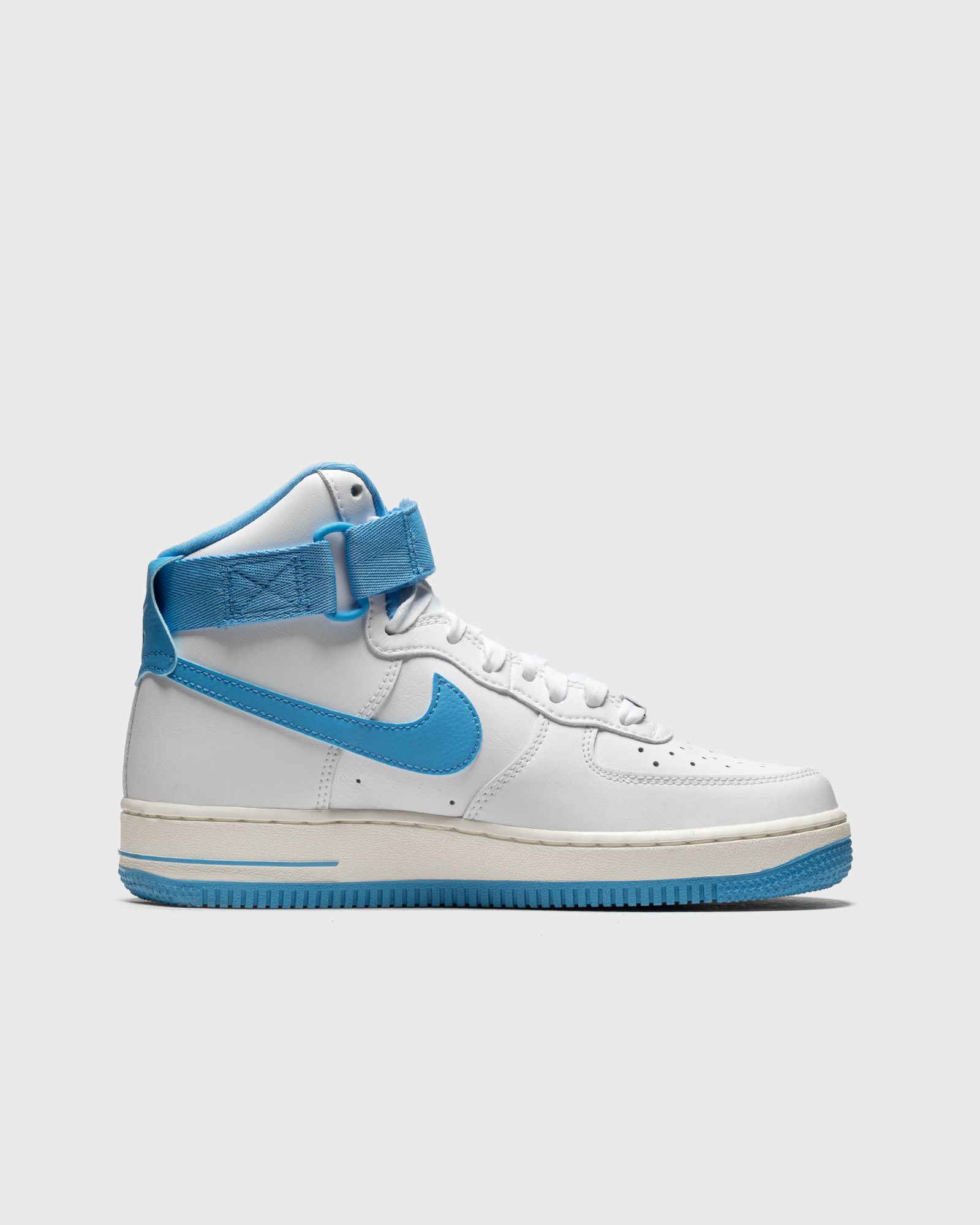 WMNS AIR FORCE 1 HIGH OG QS