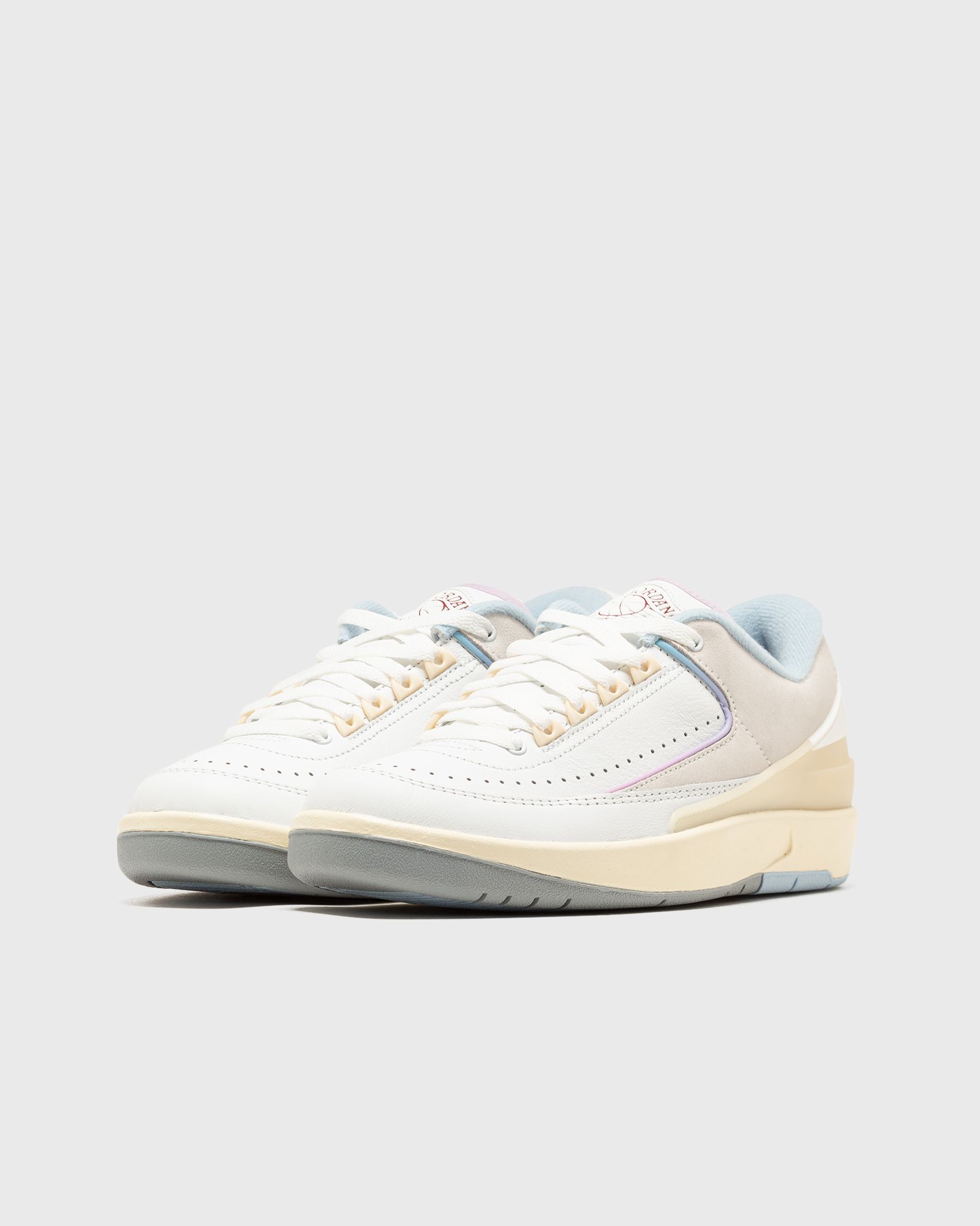 WMNS AIR JORDAN 2 RETRO LOW "LOOK, UP IN THE AIR"
