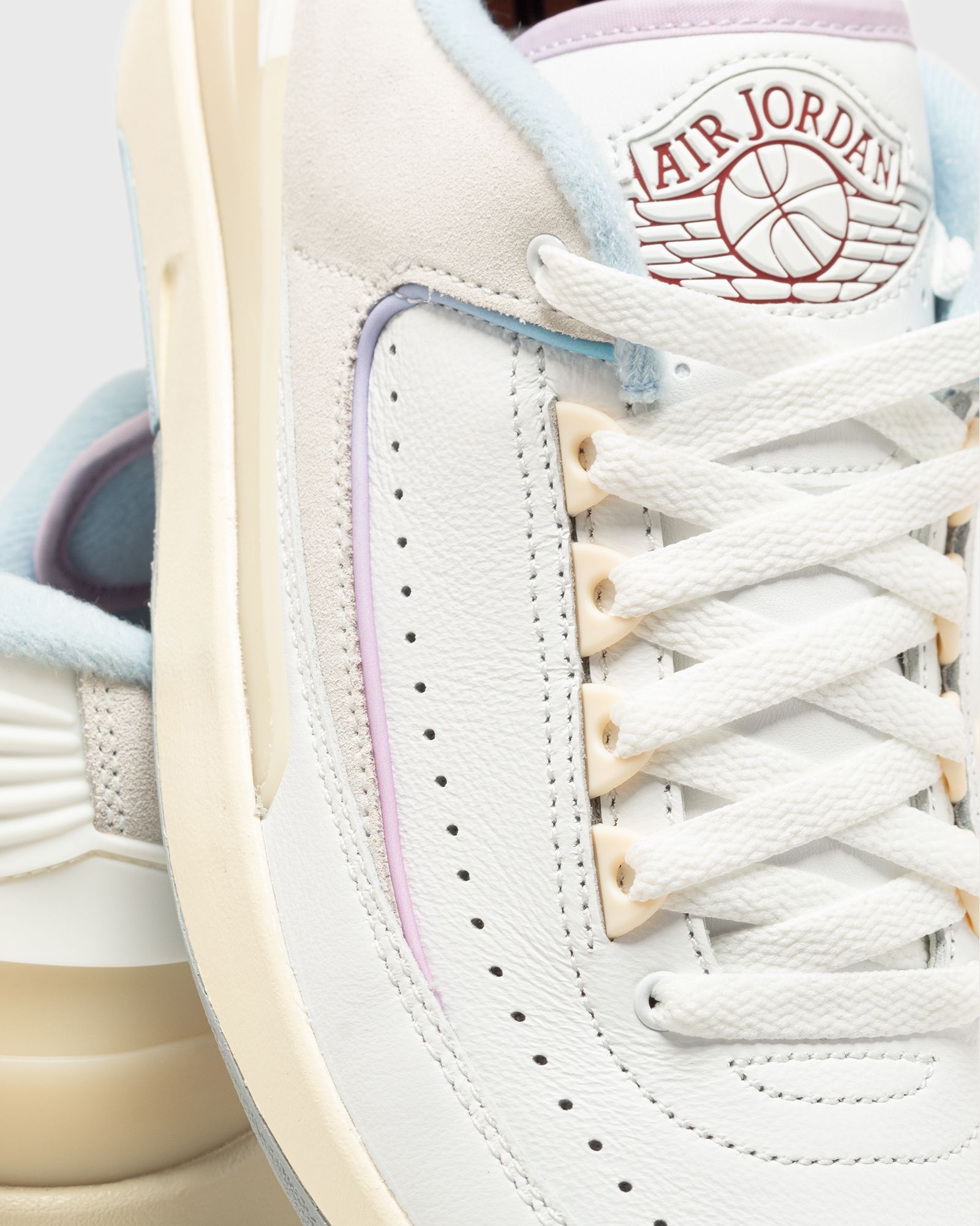 WMNS AIR JORDAN 2 RETRO LOW "LOOK, UP IN THE AIR"