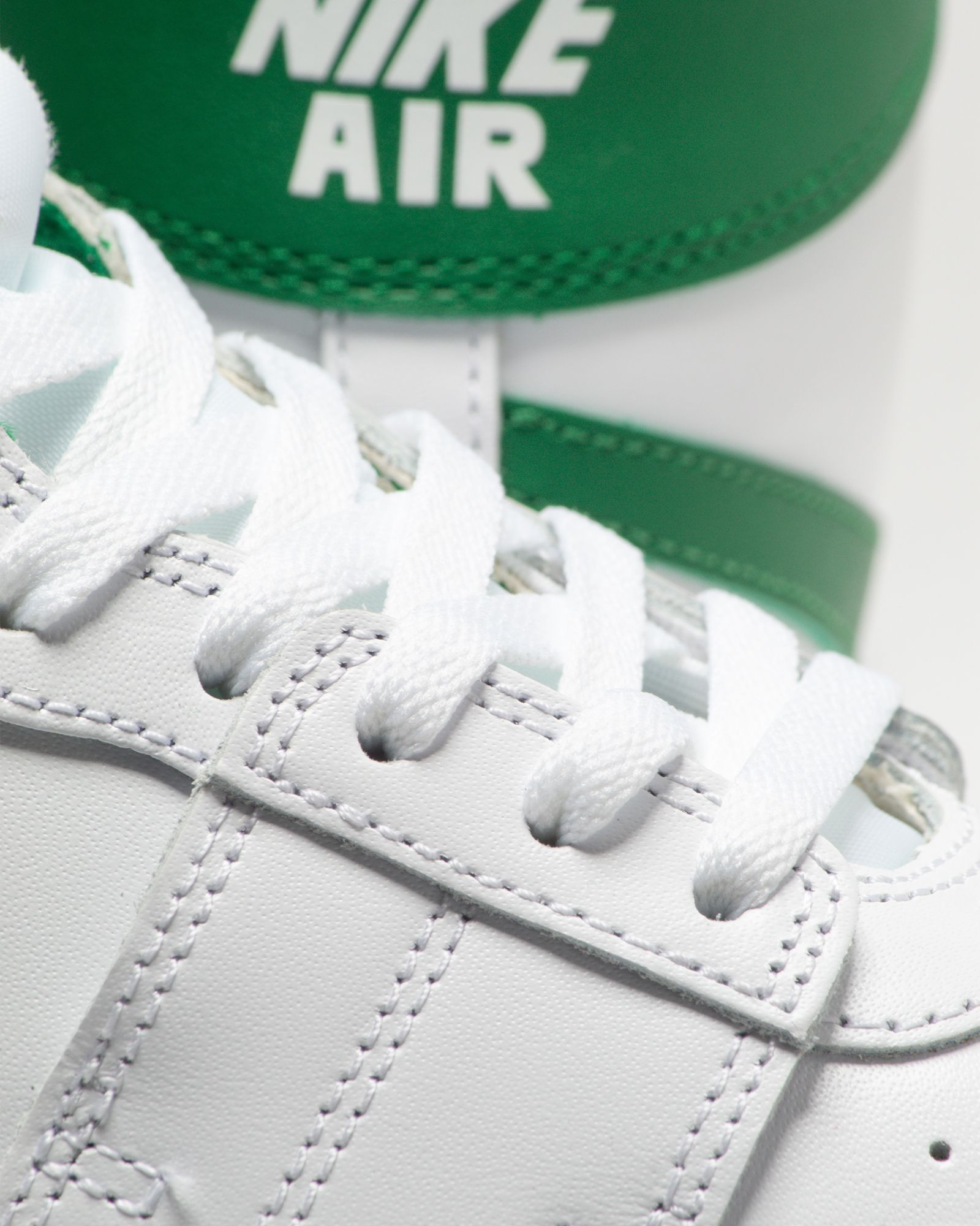 Air Ship SP 'Pine Green'