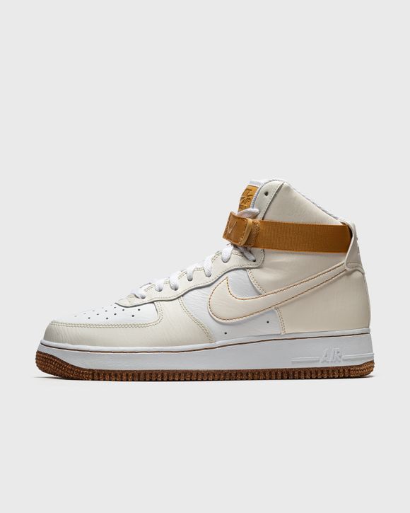 Nike Men's Air Force 1 High '07 LV8 Emb Casual Shoes