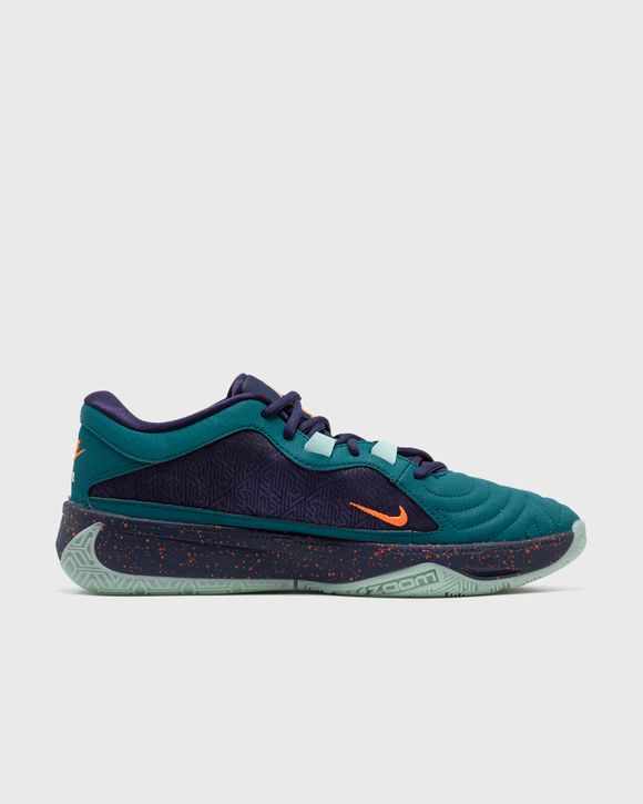 Freak 5 Basketball Shoes