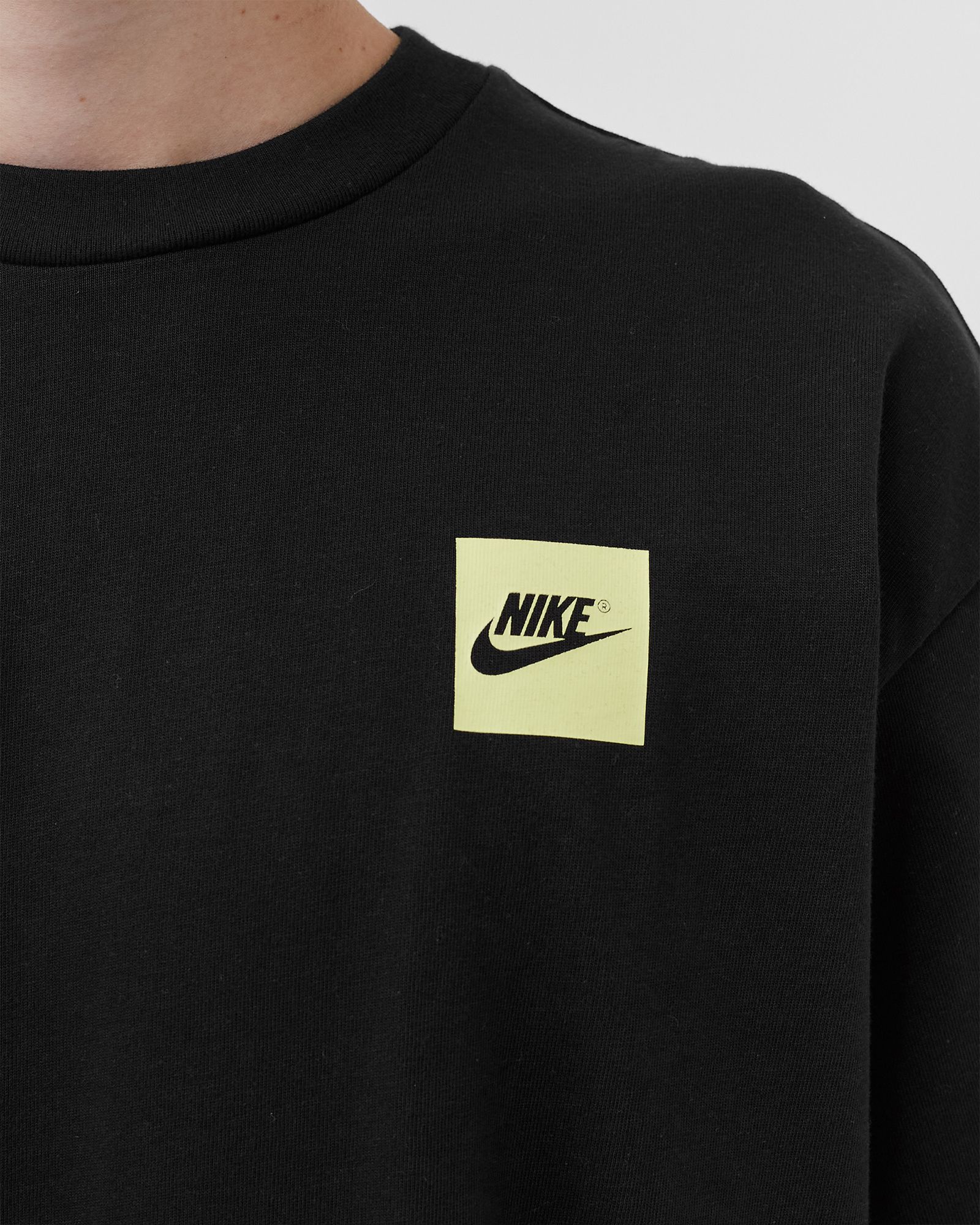 U NK NRG NO FINISH GLOW TEE