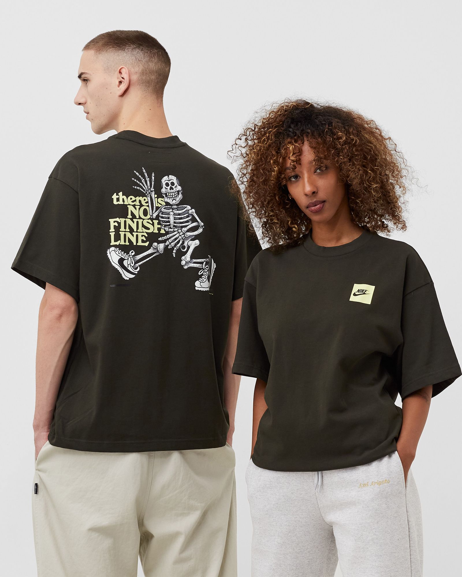 U NK NRG NO FINISH GLOW TEE