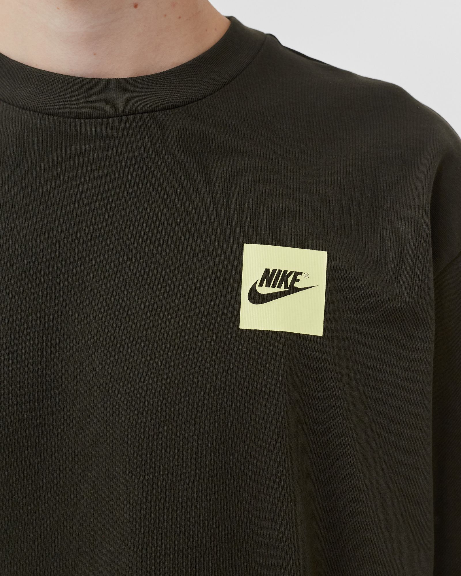 U NK NRG NO FINISH GLOW TEE