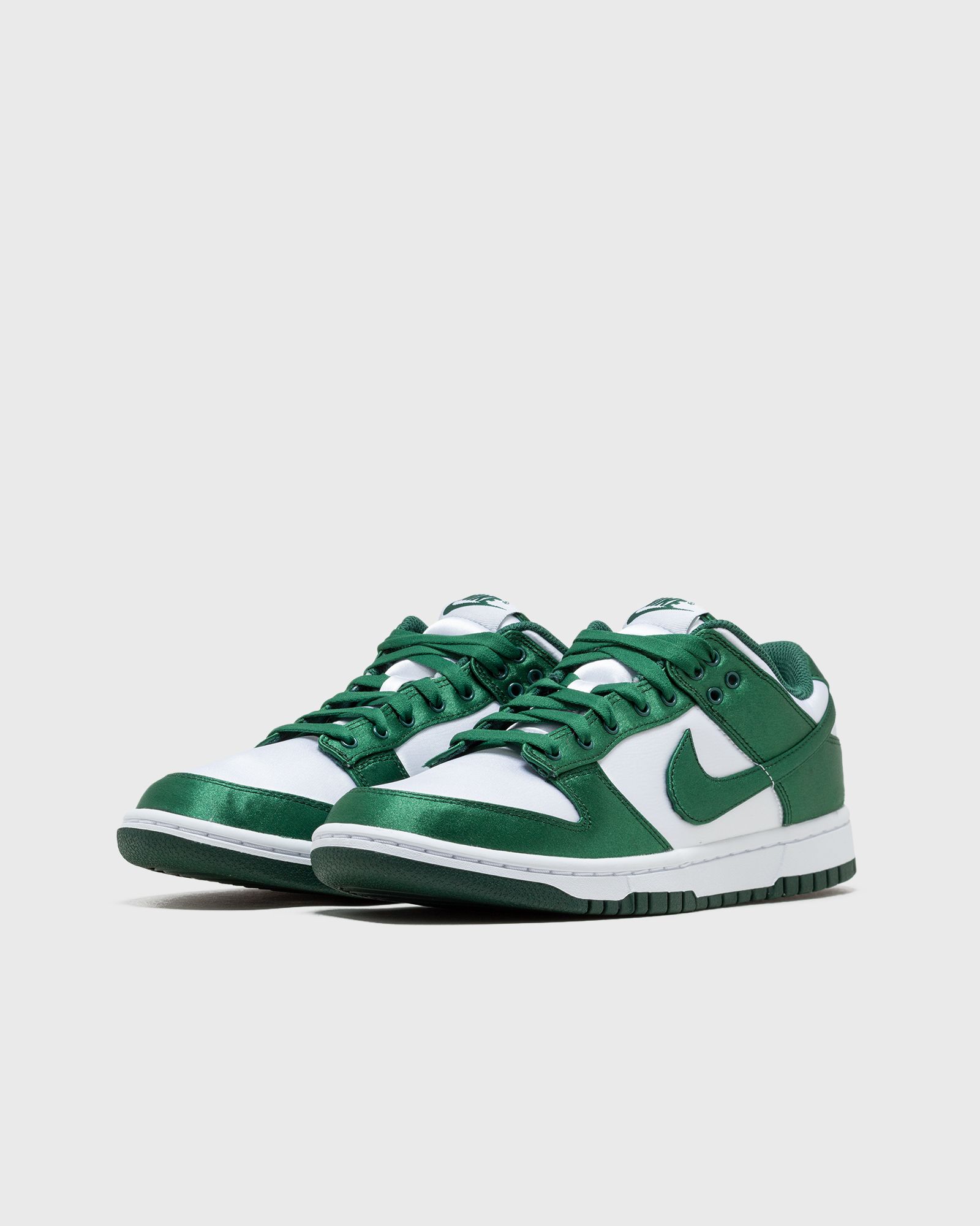 W NIKE DUNK LOW 'Satin Green'