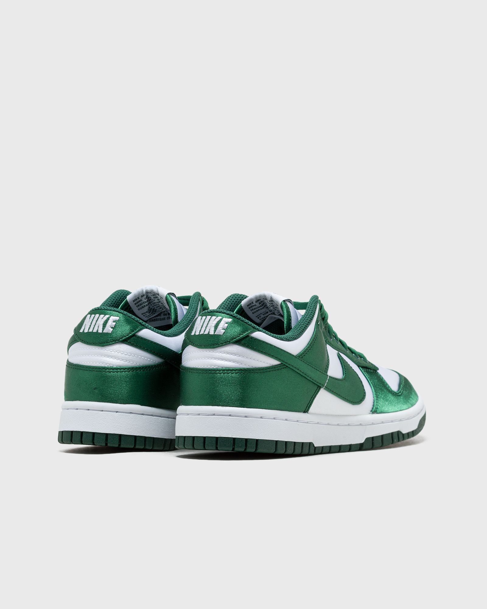W NIKE DUNK LOW 'Satin Green'