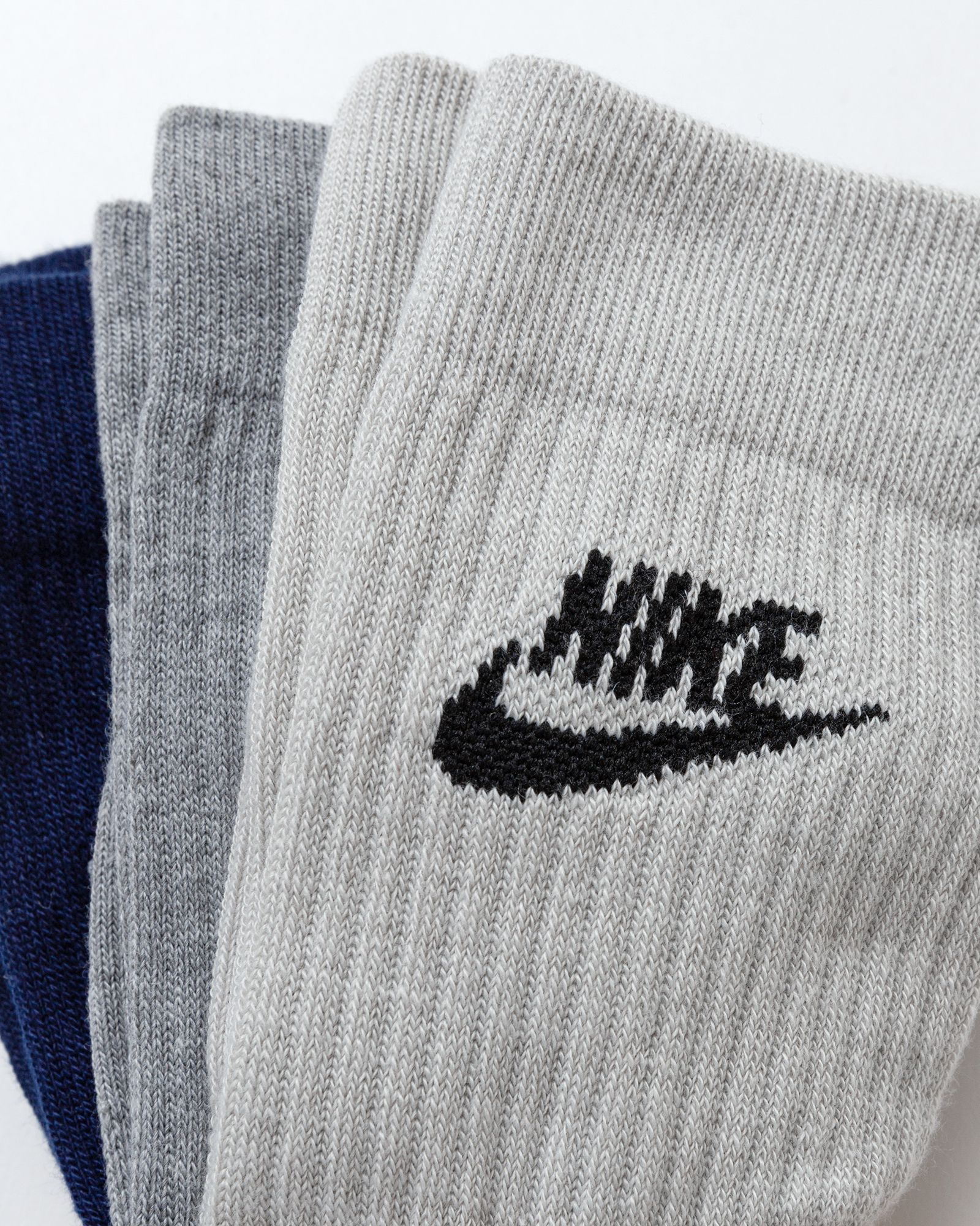 Everyday Essential Crew Socks (3 Pairs)