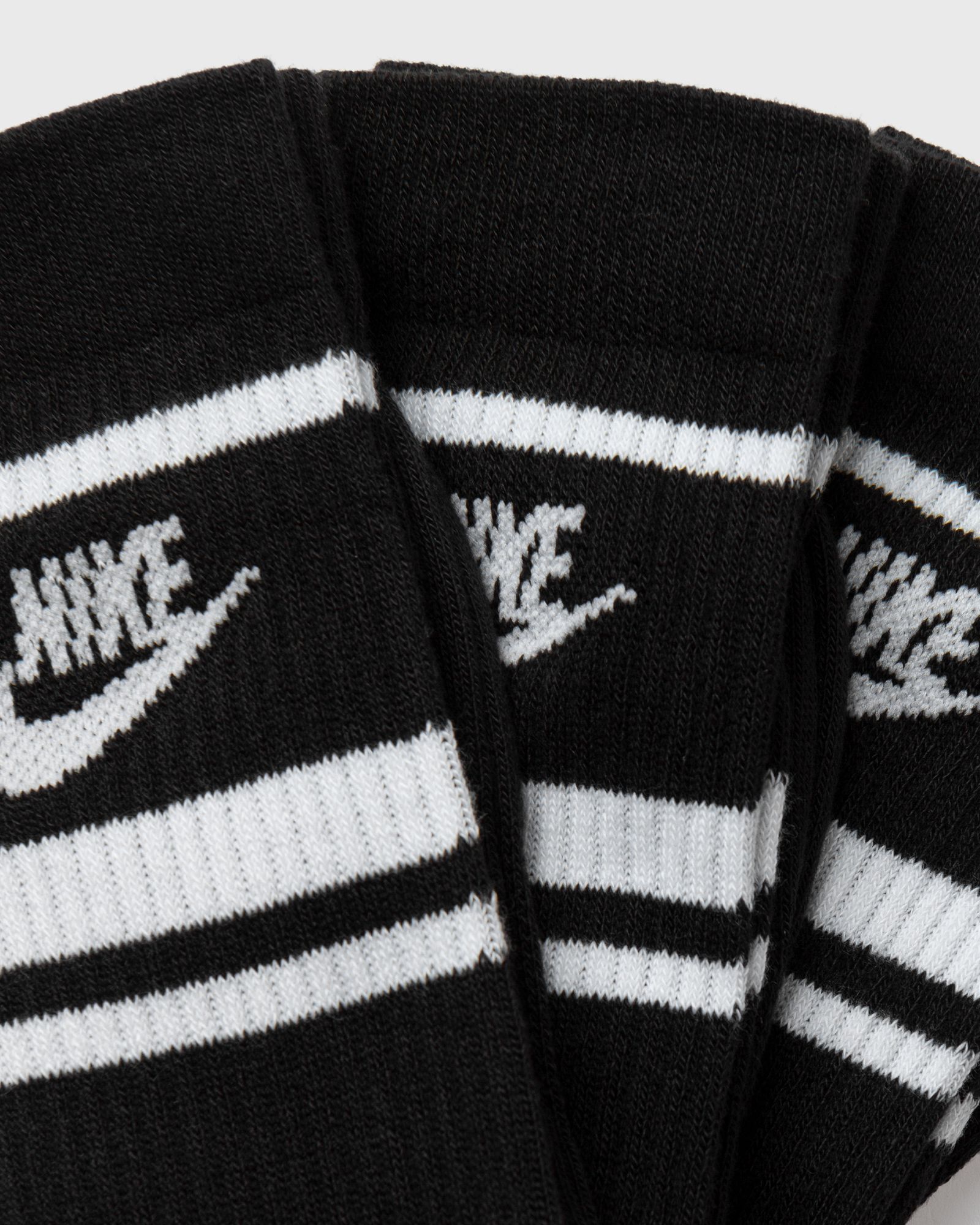 Dri-FIT Everyday Essential Crew Socks (3 Pairs)