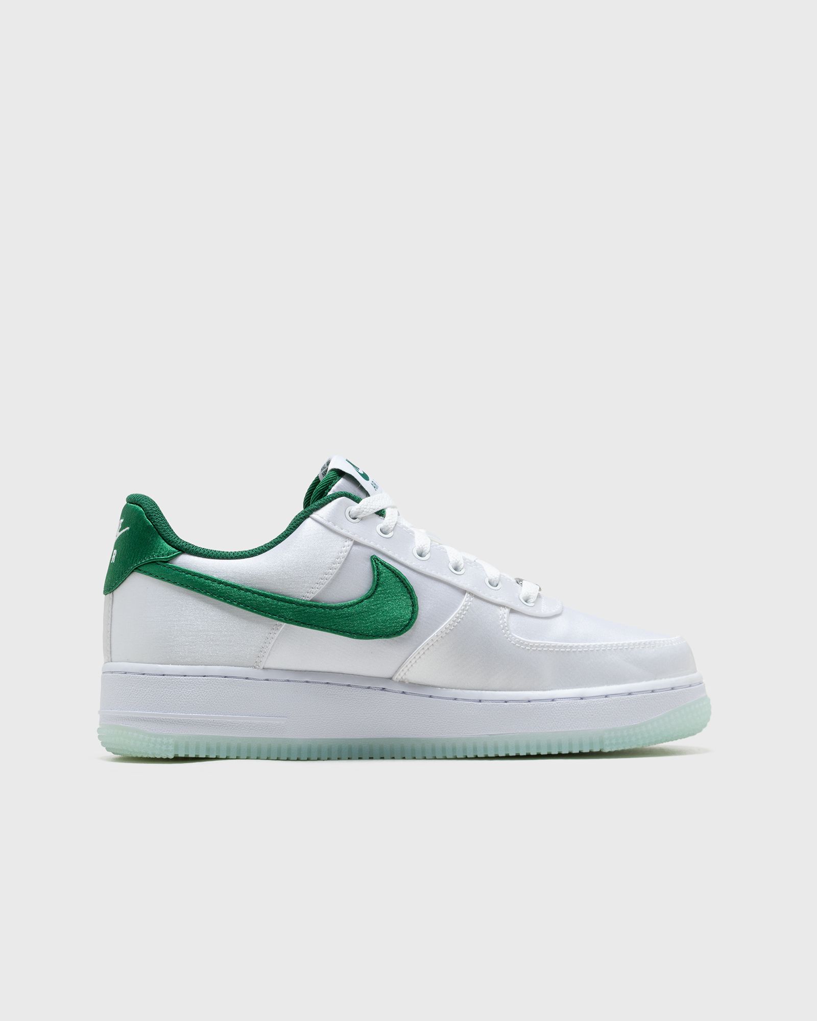 W AIR FORCE 1 '07 ESS SNKR