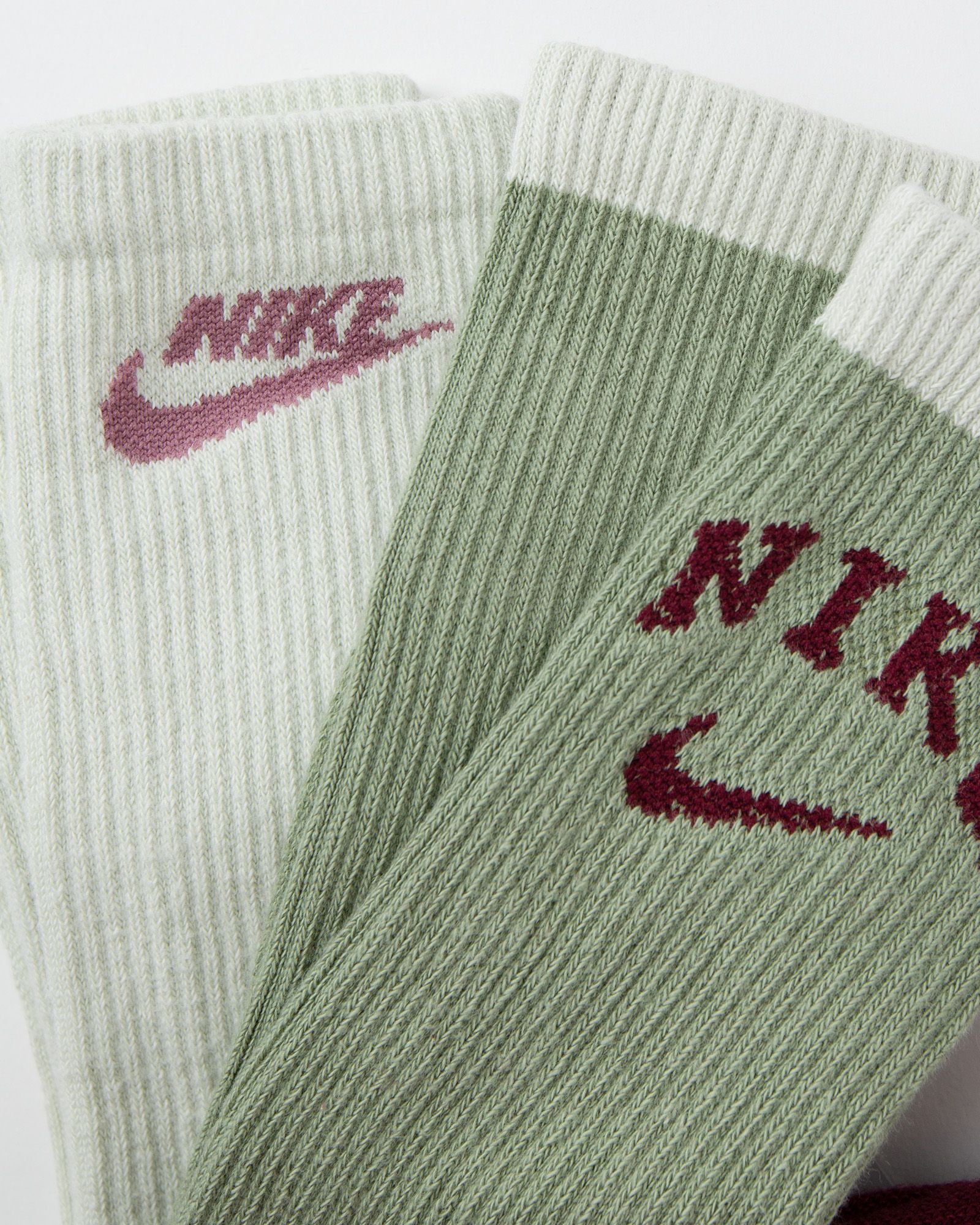 Everyday Plus Cushioned Crew Socks (3 Pairs)