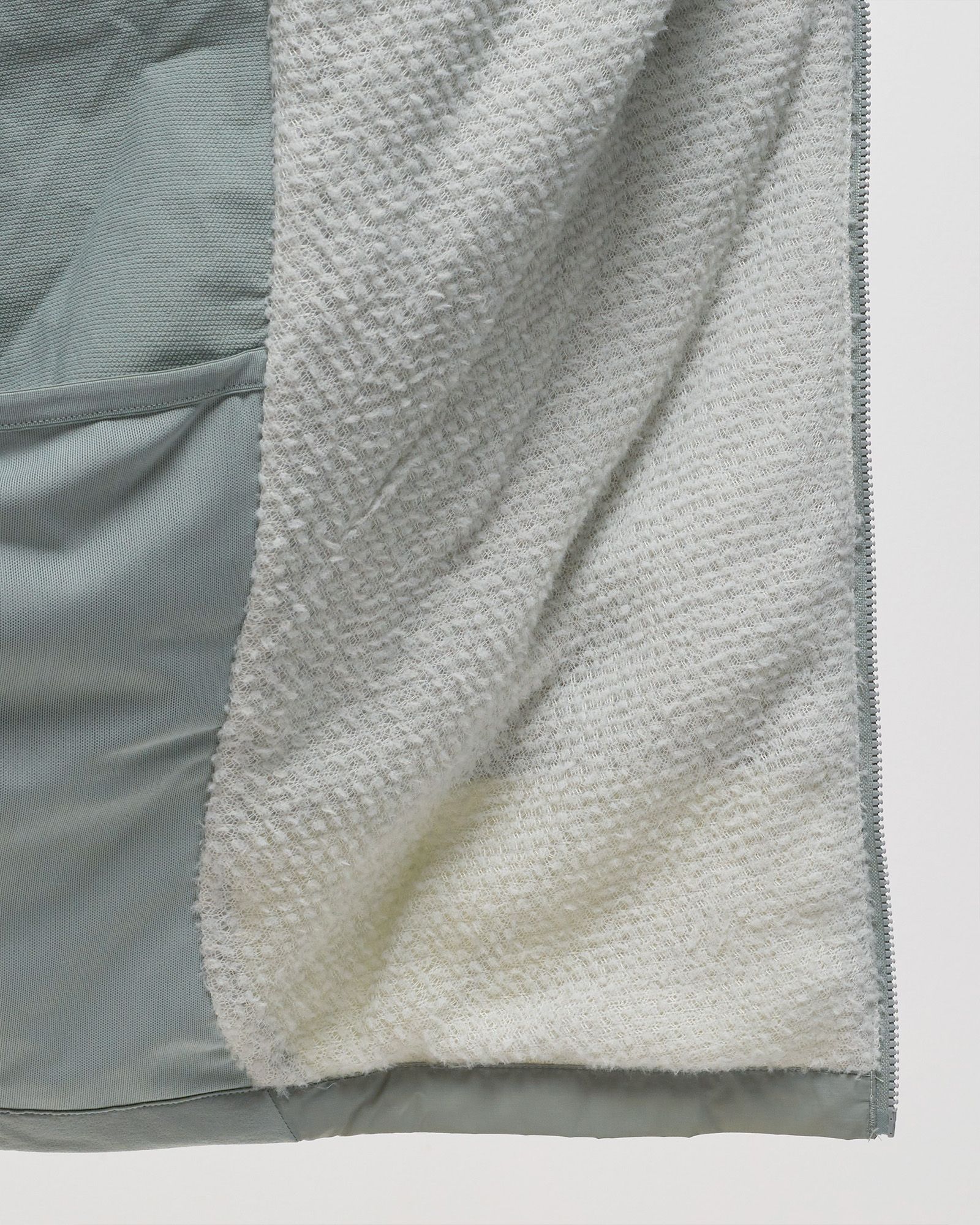 ACG "Sierra Light" Jacket