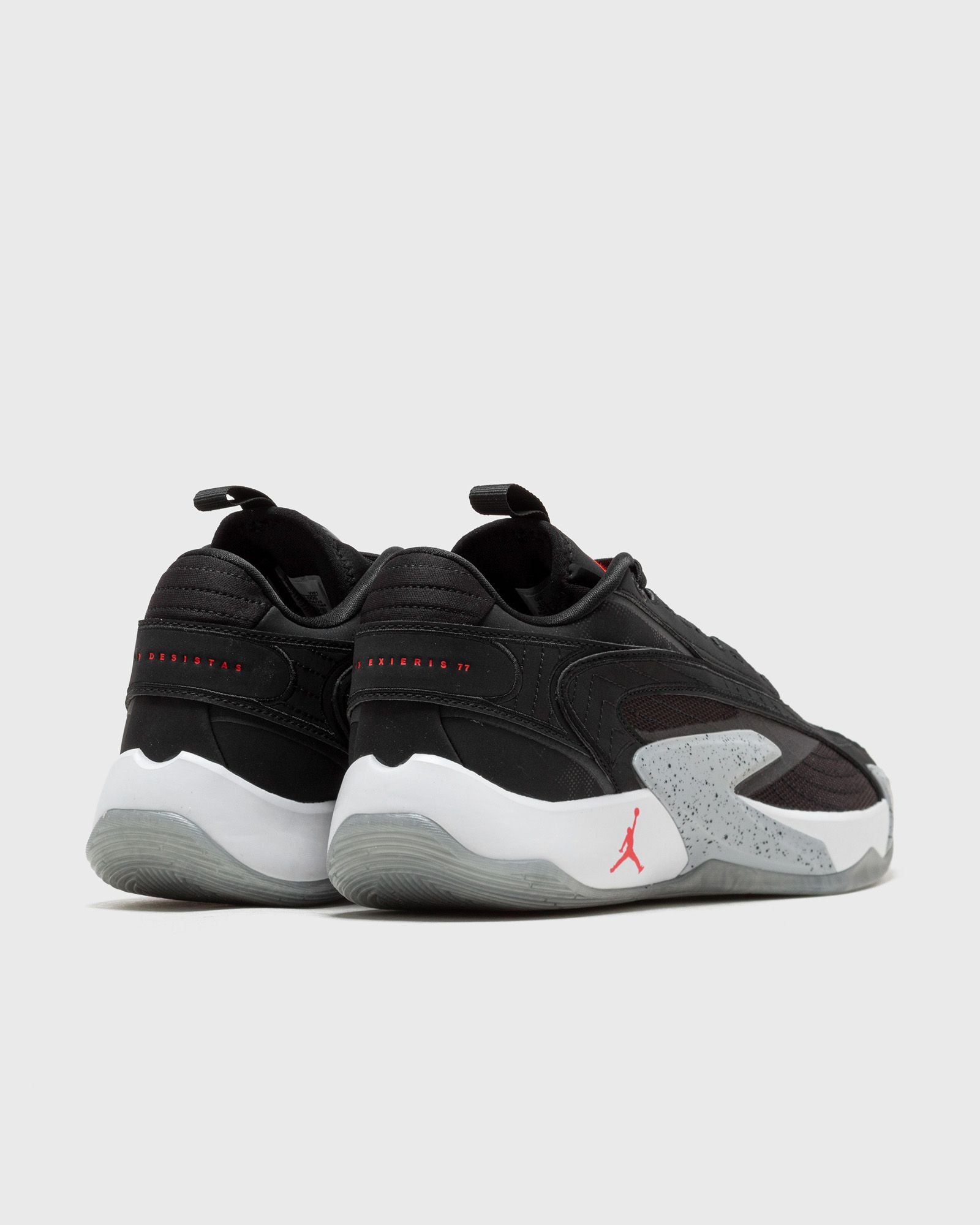 Luka 2 'Black Bright Crimson'