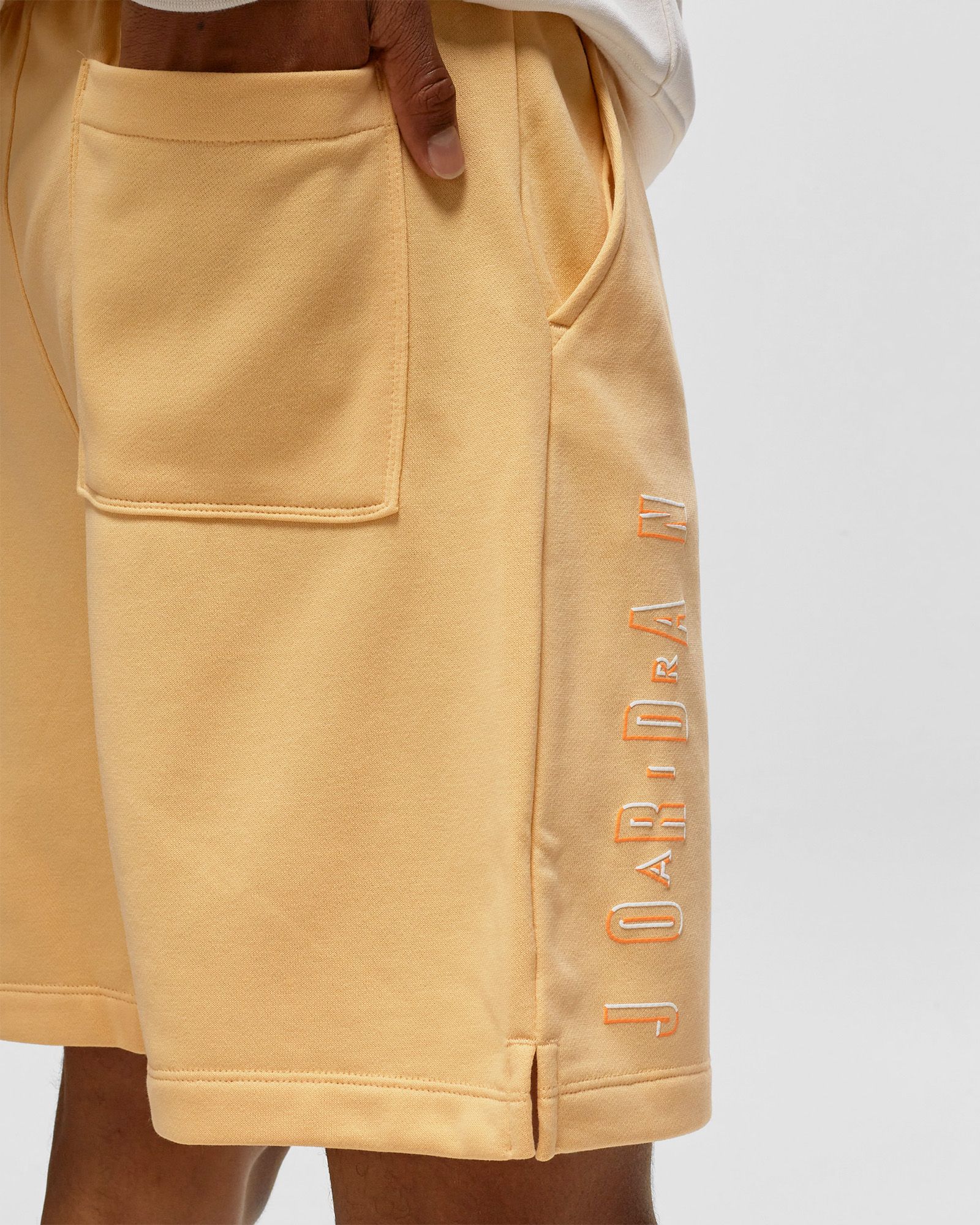 JORDAN ESSENTIALS SHORTS