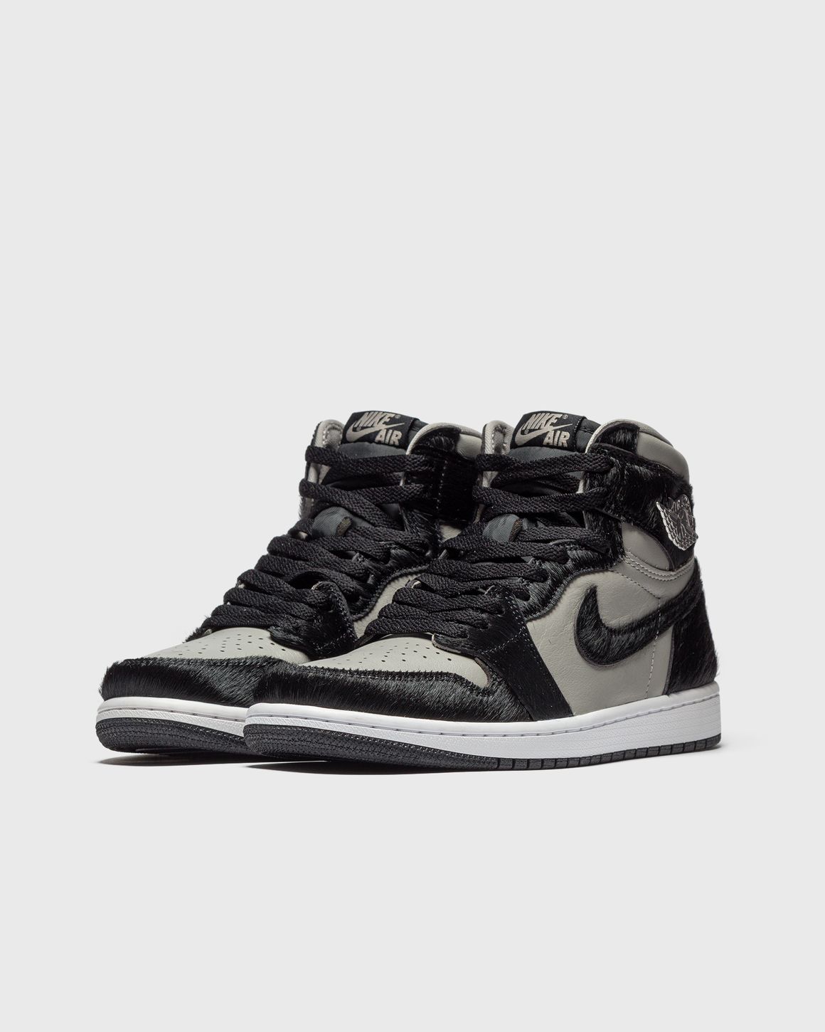 Jordan WMNS AIR JORDAN 1 RETRO HI OG 'Twist 2.0' Grey | BSTN