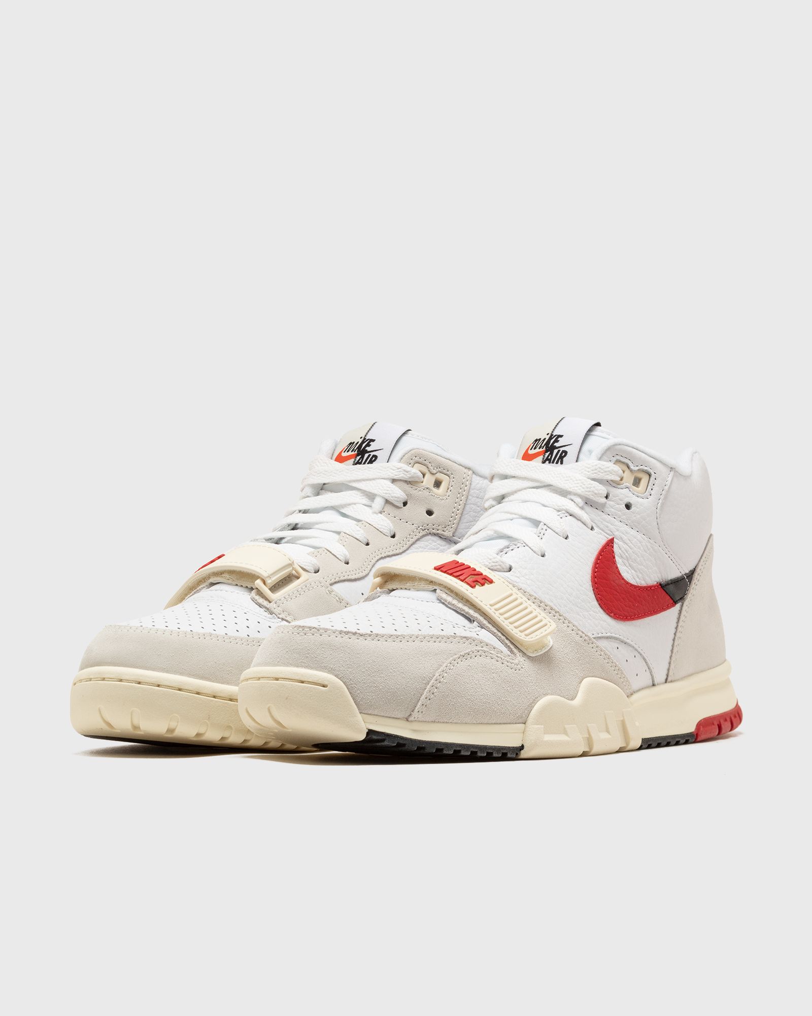 AIR TRAINER 1