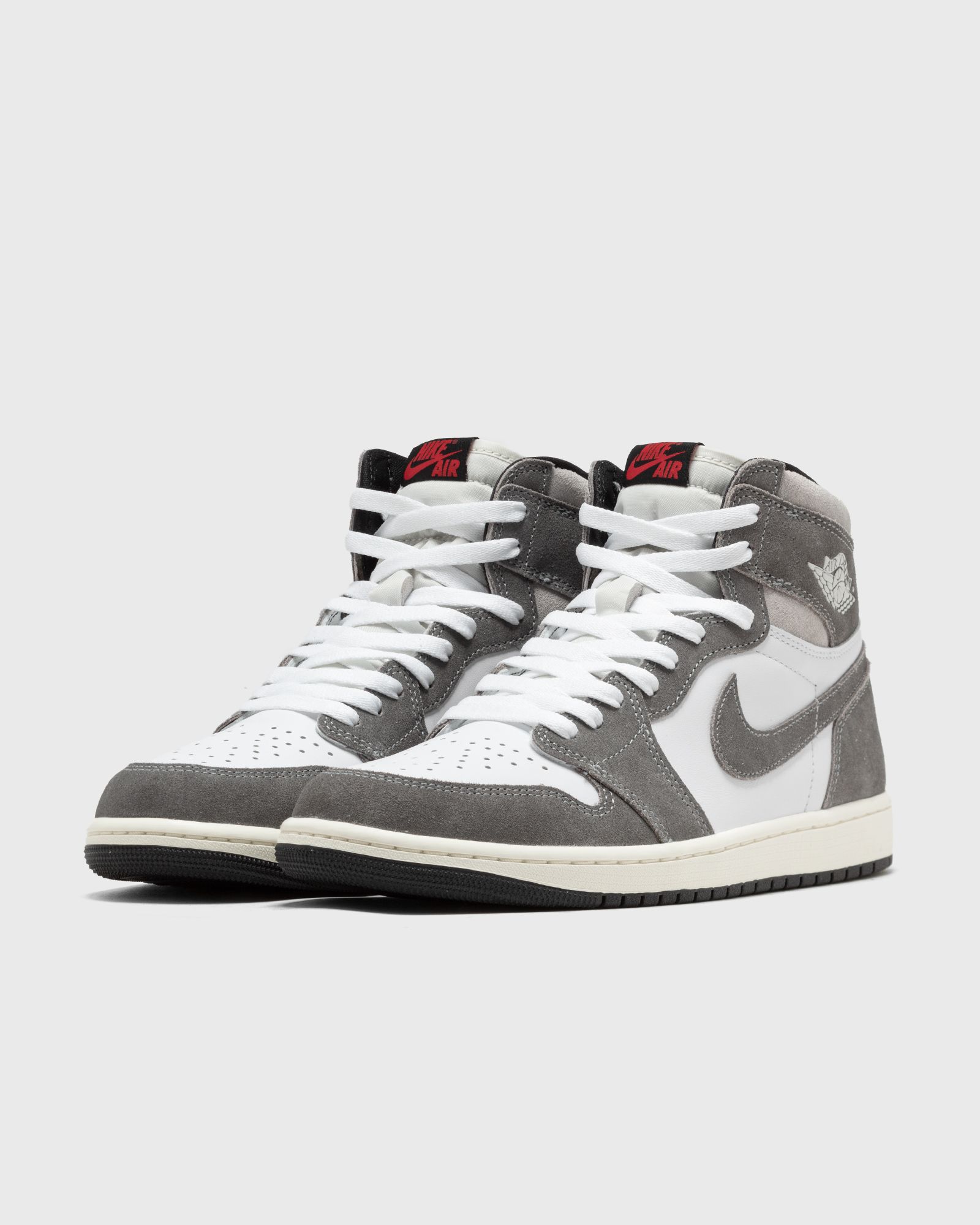 AIR JORDAN 1 RETRO HIGH OG "Washed Heritage"