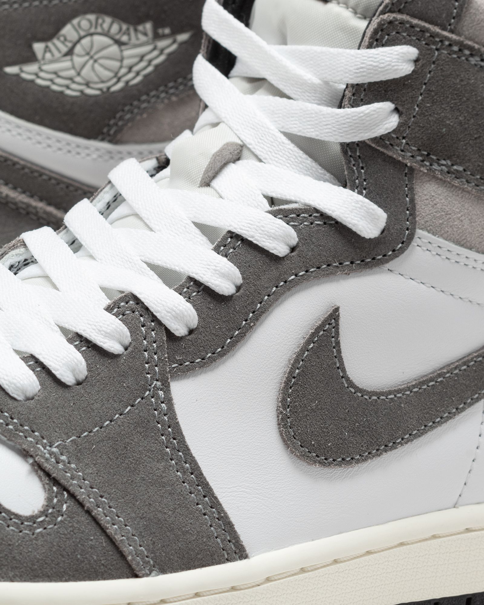 AIR JORDAN 1 RETRO HIGH OG "Washed Heritage"