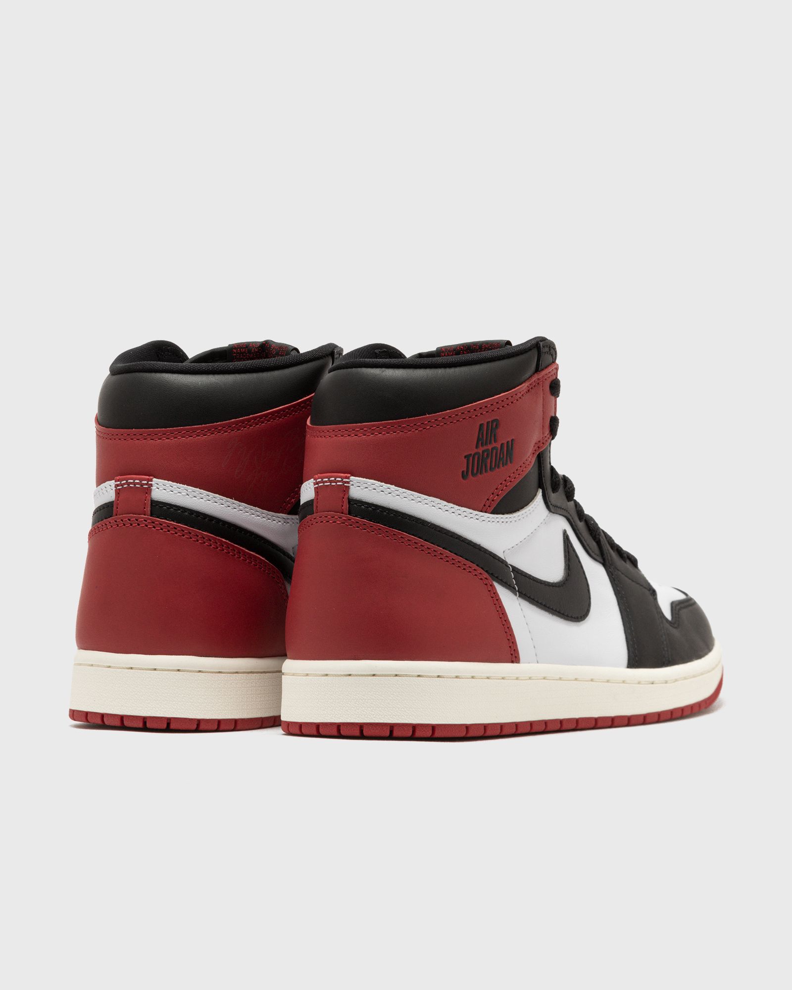 AIR JORDAN 1 RETRO HIGH OG “Black Toe Reimagined”  