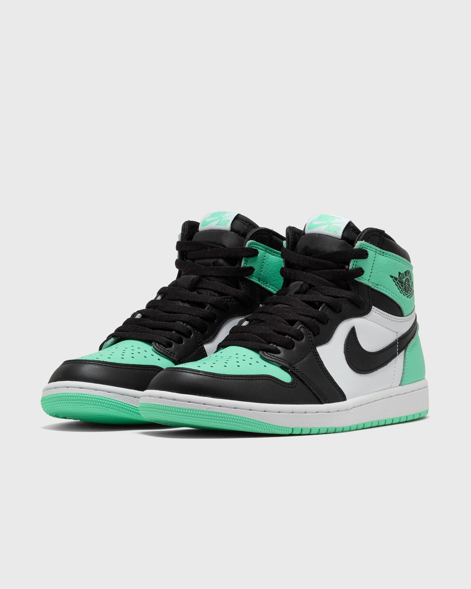 AIR JORDAN 1 RETRO HIGH OG "GREEN GLOW"