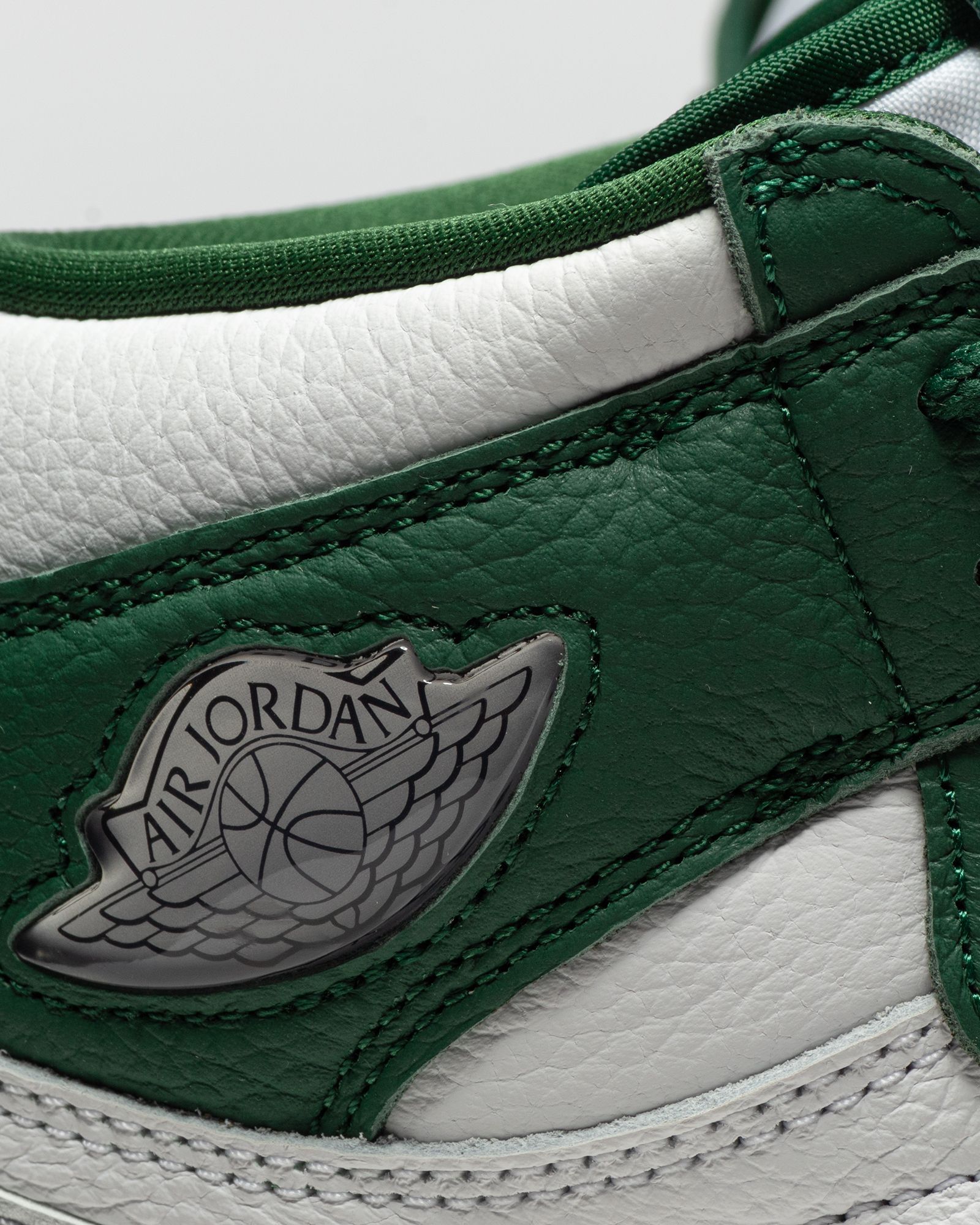AIR JORDAN 1 RETRO HIGH OG "Gorge Green"