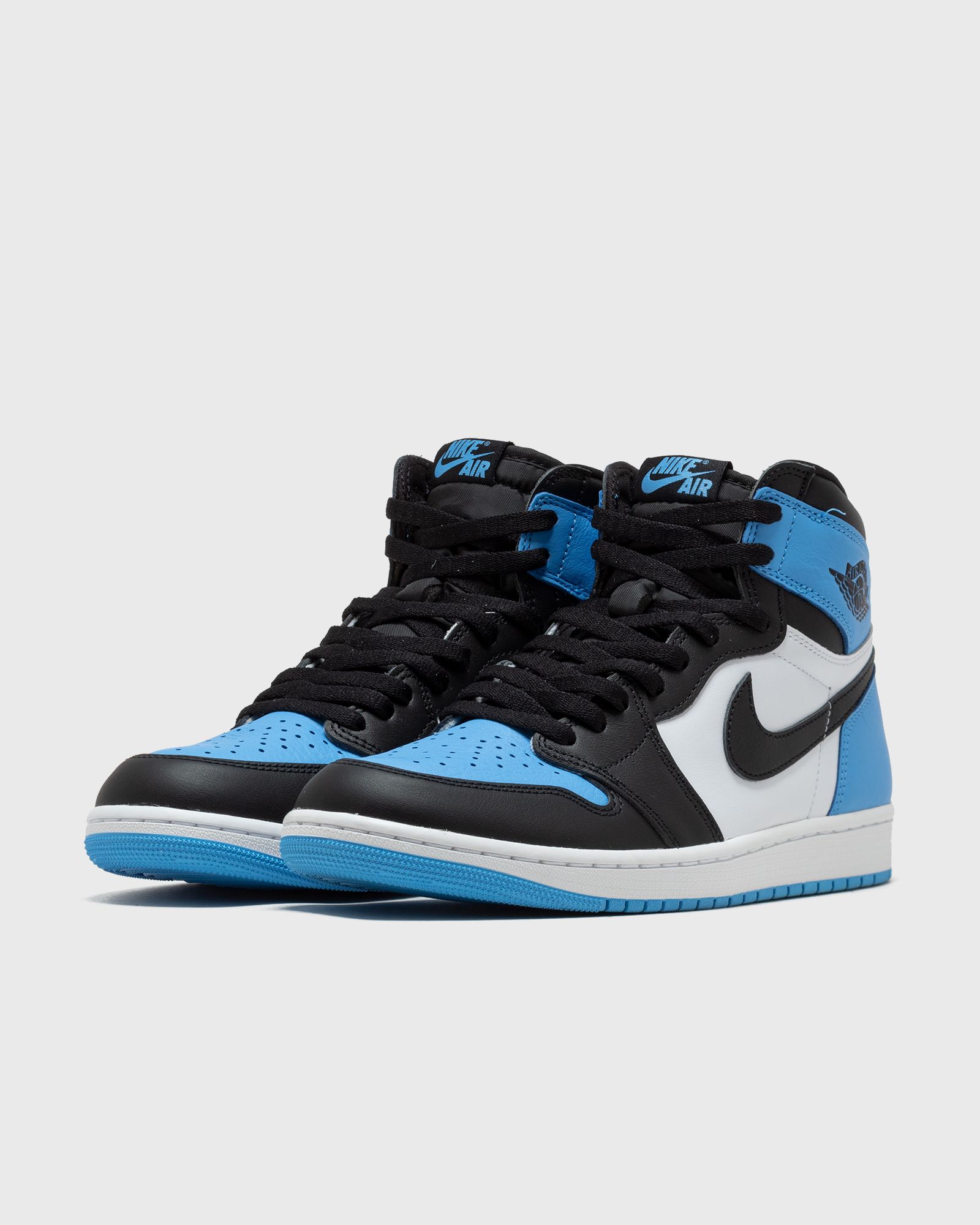 AIR JORDAN 1 RETRO HIGH OG 'University Blue'
