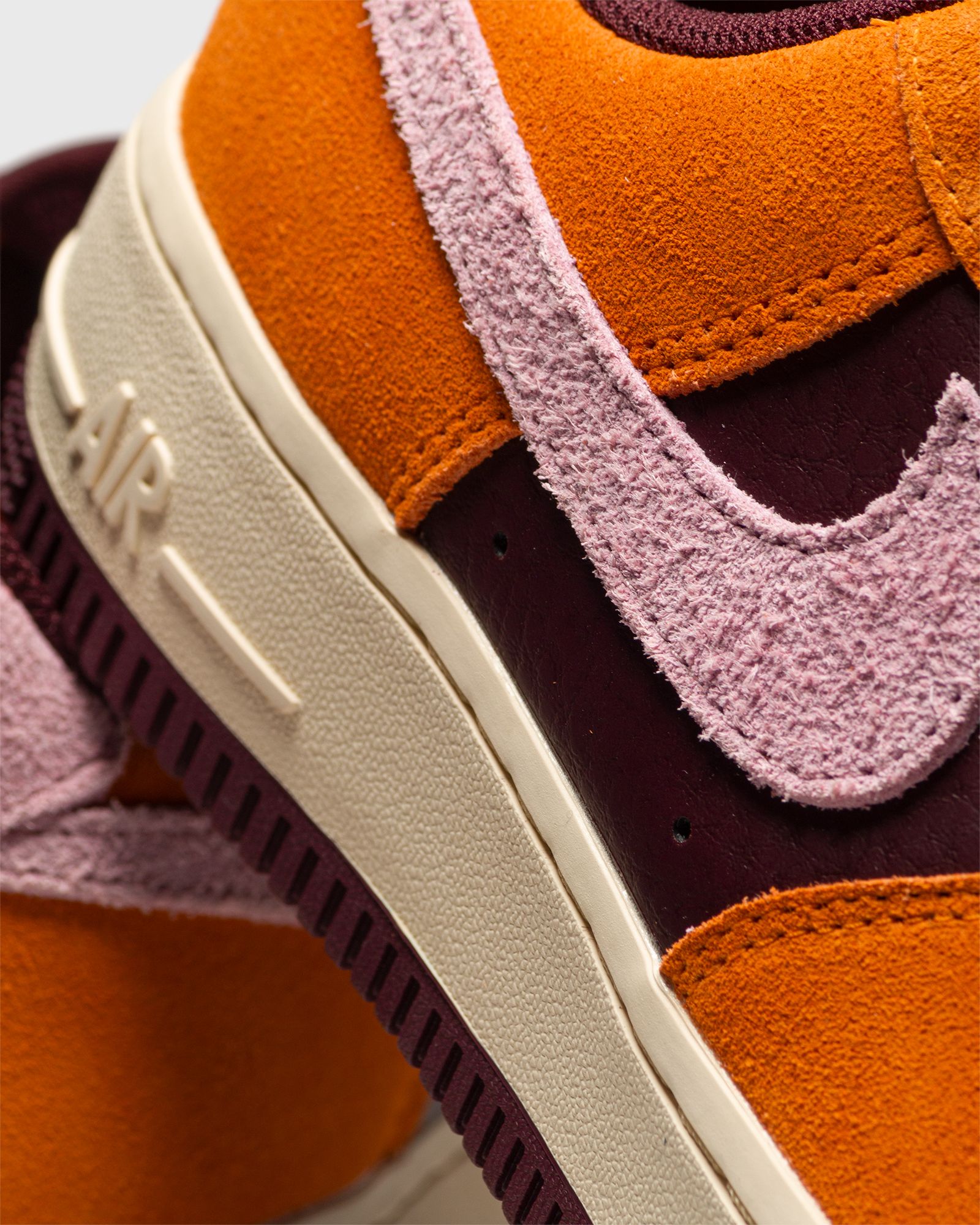 WMNS AIR FORCE 1 '07