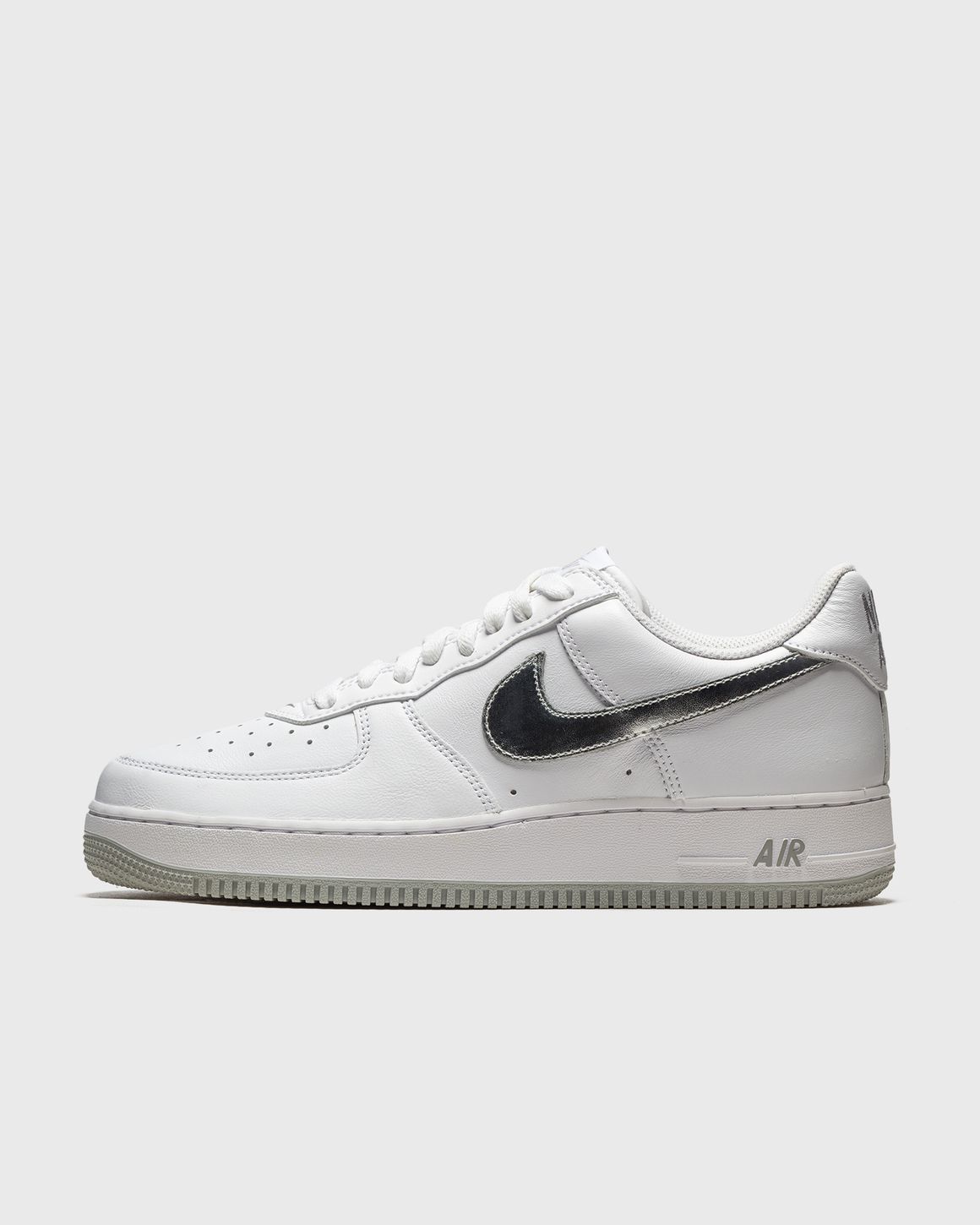 【本物保証 /関税・送料無料】NIKE AIR FORCE 1 LOW SILVER 本物保証 /関税・送料無料】Nike Air Force 1 Low '07