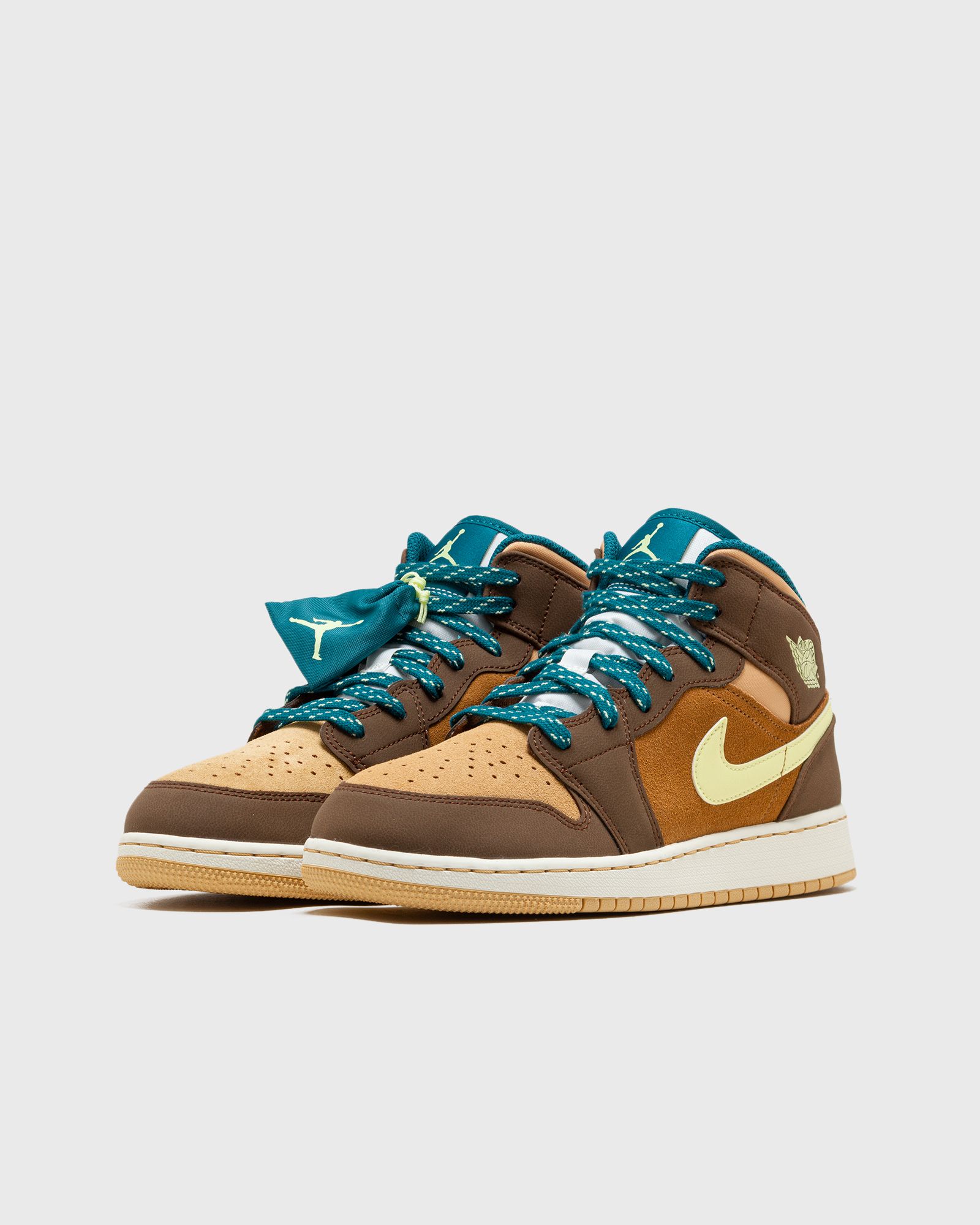 AIR JORDAN 1 MID SE (GS)