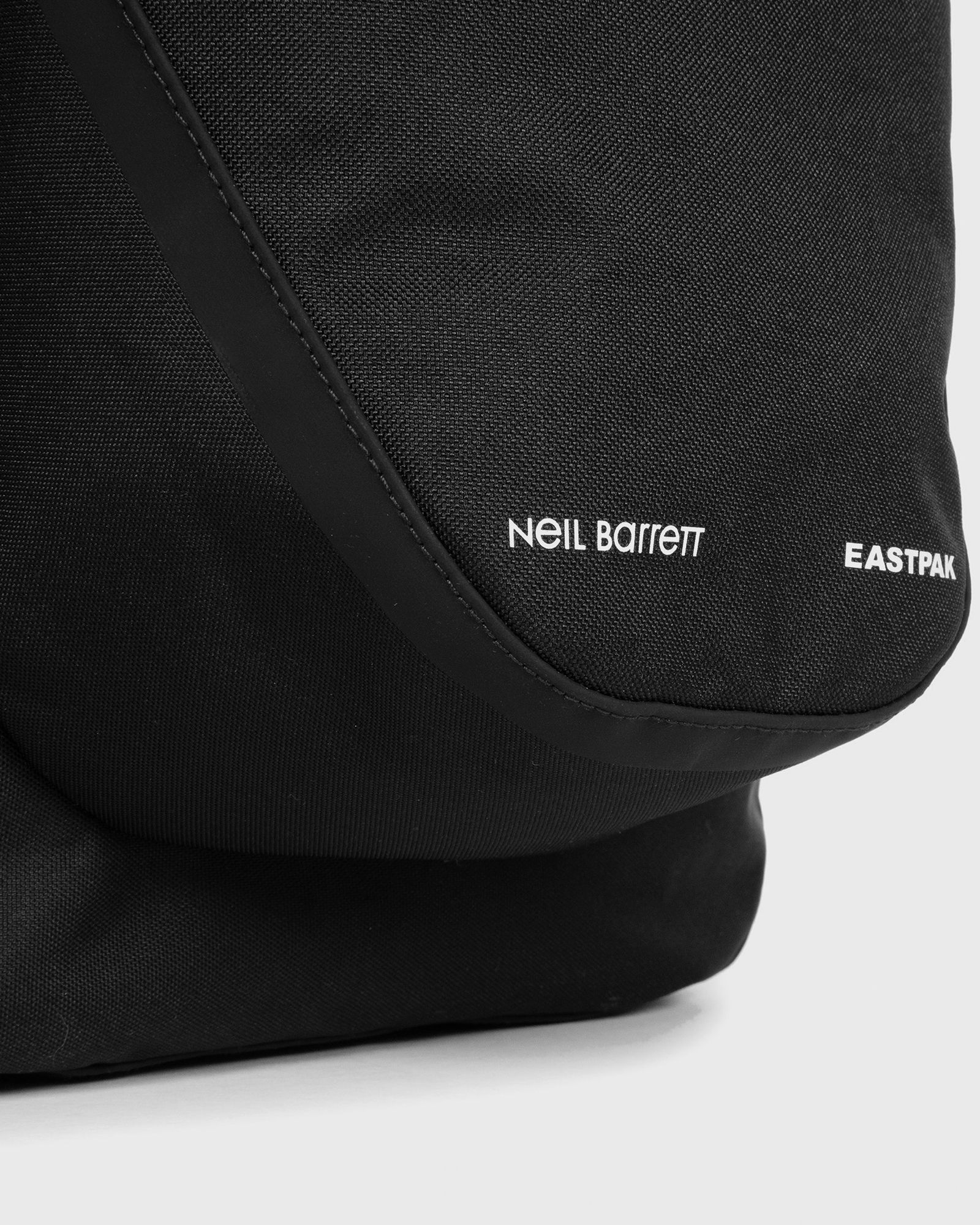 Neil Barrett Topload