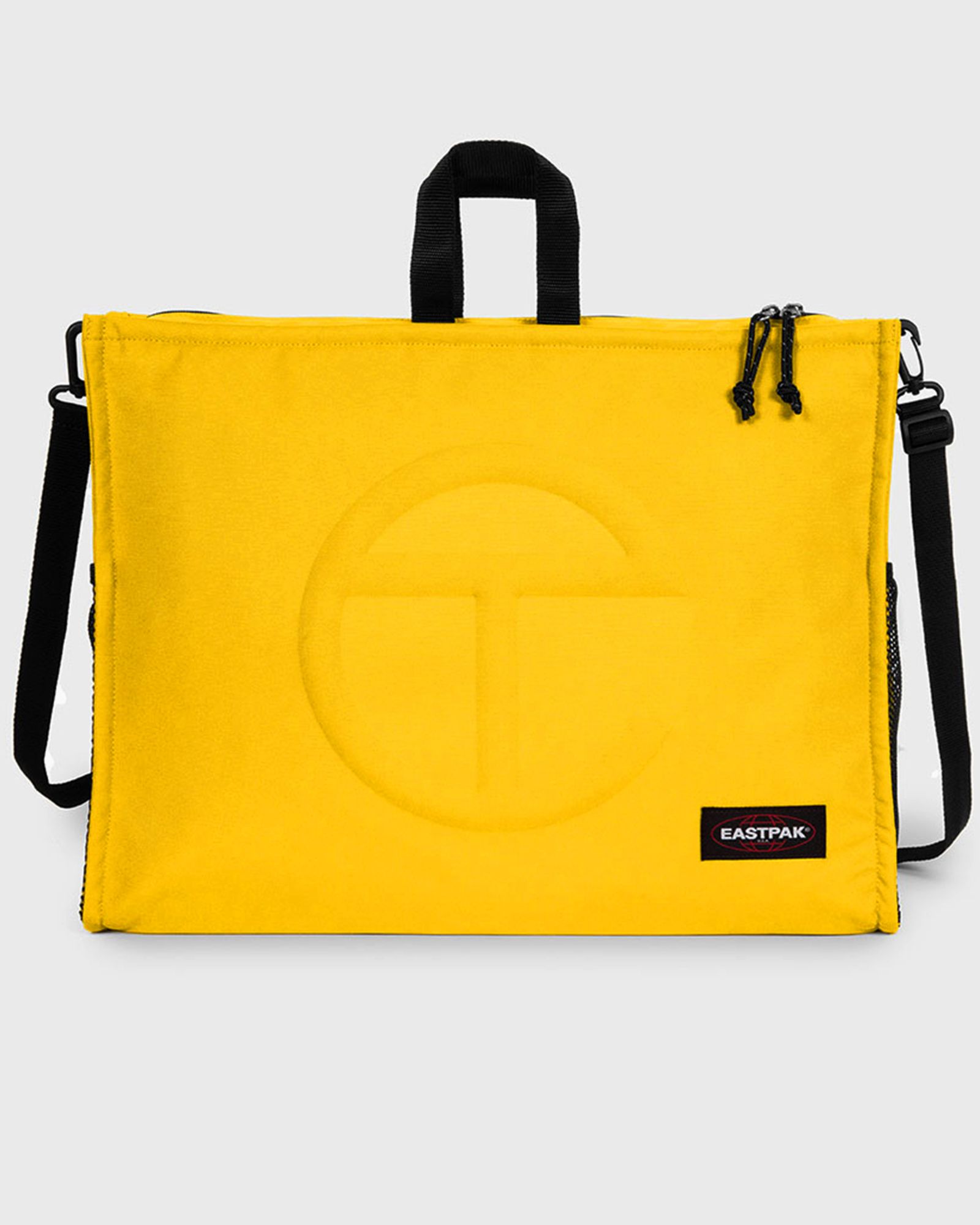 たくさん⭐︎EASTPAK ボストンバッグ 青/黄 たくさん様専用⭐︎EASTPAK ボストンバッグ 青/黄 - メルカリ