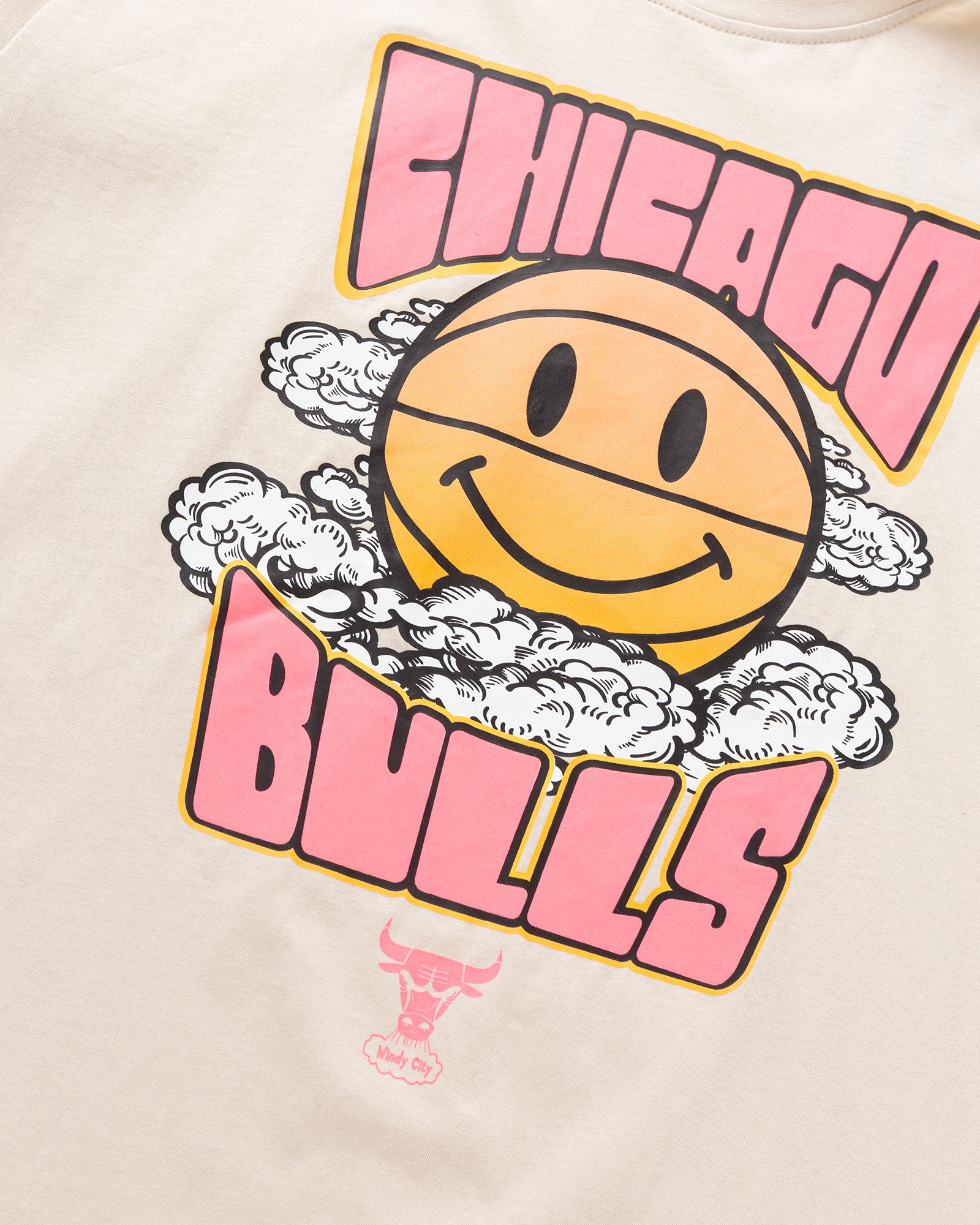 NBA TEAM CHICAGO BULLS EMOJI TEE