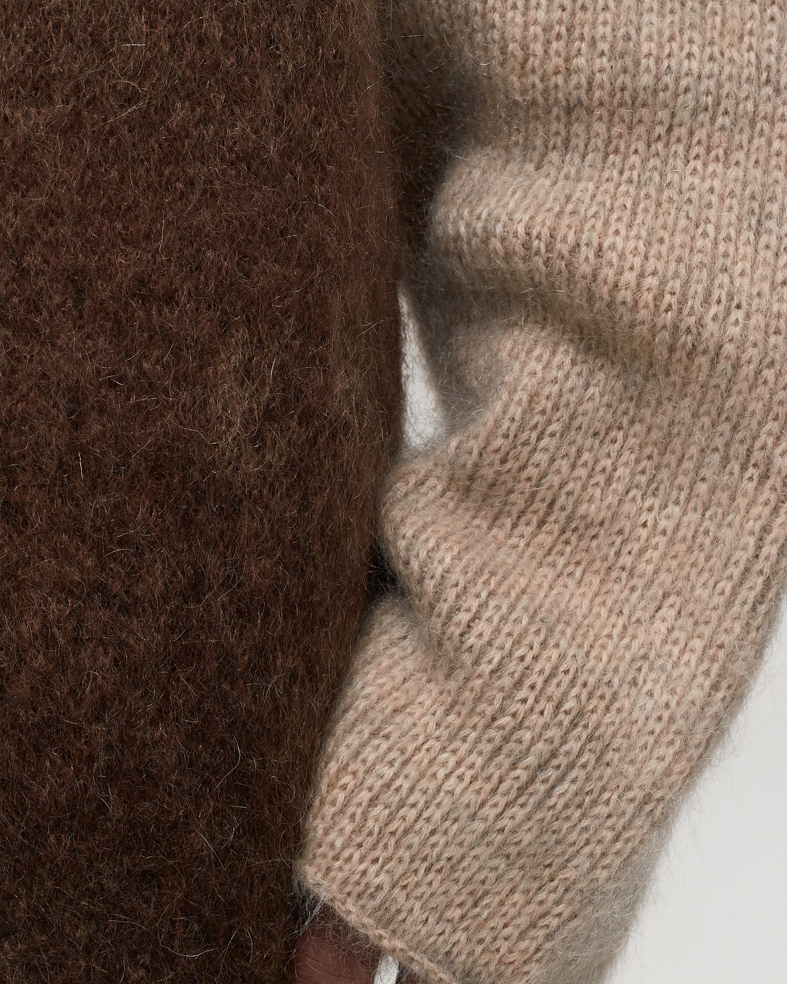 GRADIENT RAINBOW SWEATER KNIT