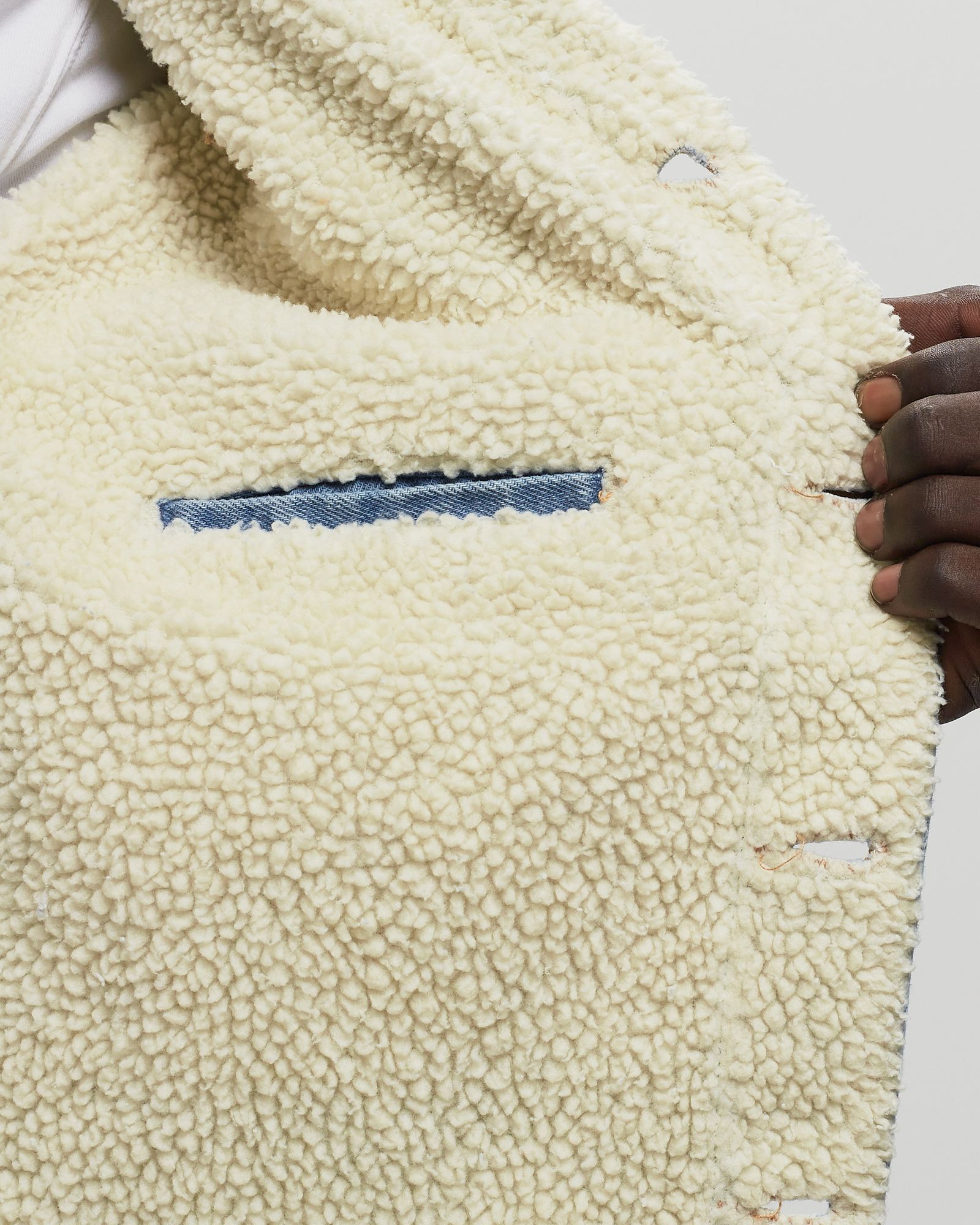 ERL x LEVIS SHERPA TRUCKER WOVEN