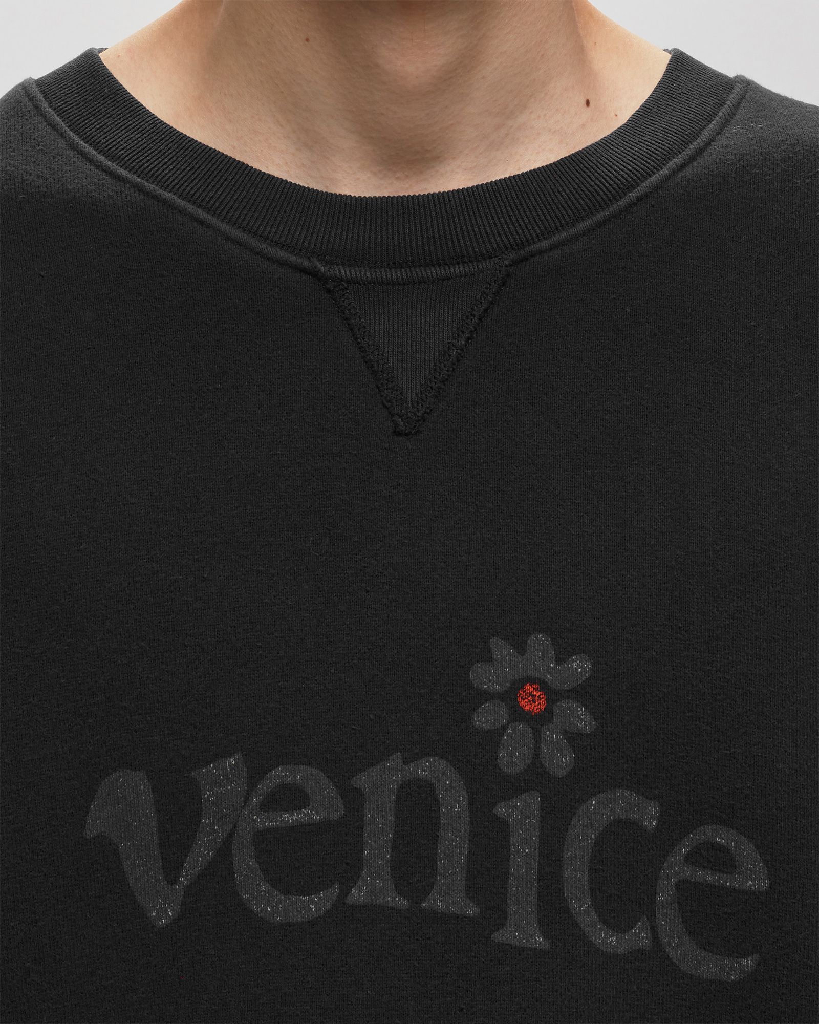 UNISEX VENICE CREW NECK PREMIUM FLEECE SWEATSHIRT