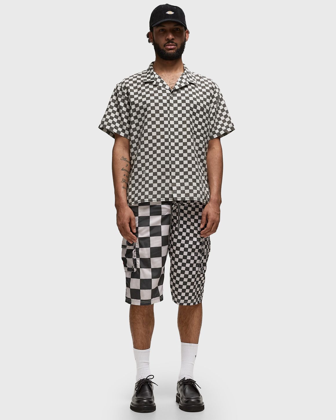 Tシャツ・カットソー ERL UNISEX PRINTED HAWAIAN SHIRT WOVEN (ERL08B016 CHECKER) eyJidWNrZXQiOiJic3RuLWltYWdlLX